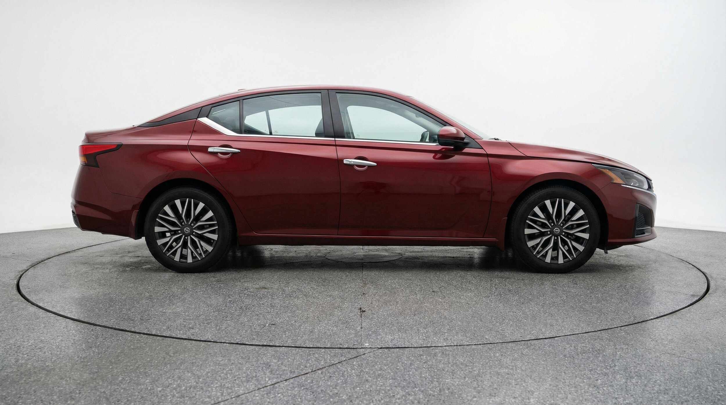 Thumbnail: 2025 Nissan Altima - 11