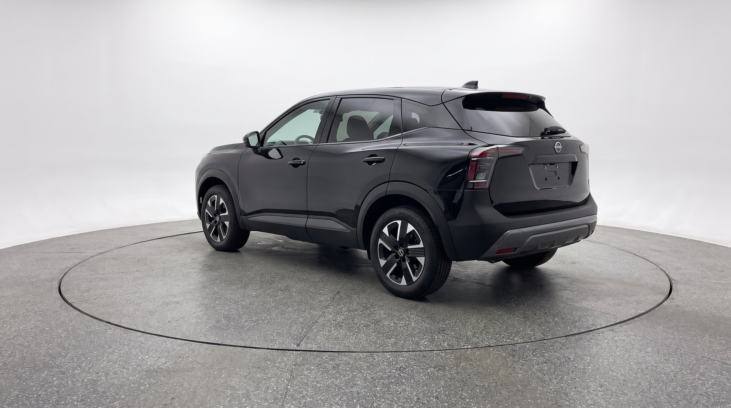 Thumbnail: 2026 Nissan Kicks - 6