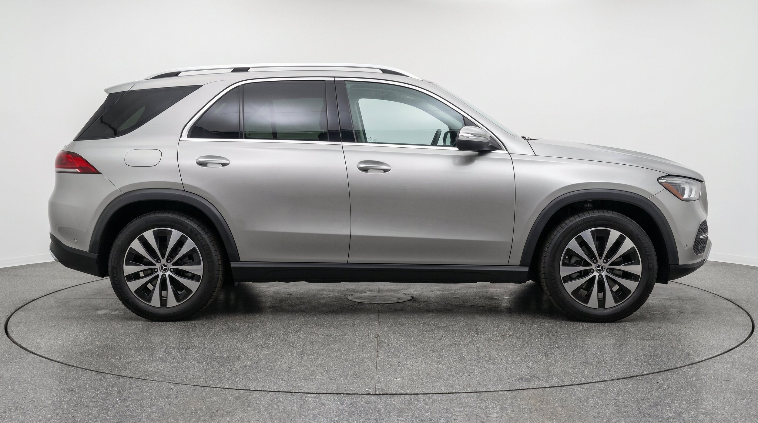 Thumbnail: 2026 Mercedes-Benz GLE - 11