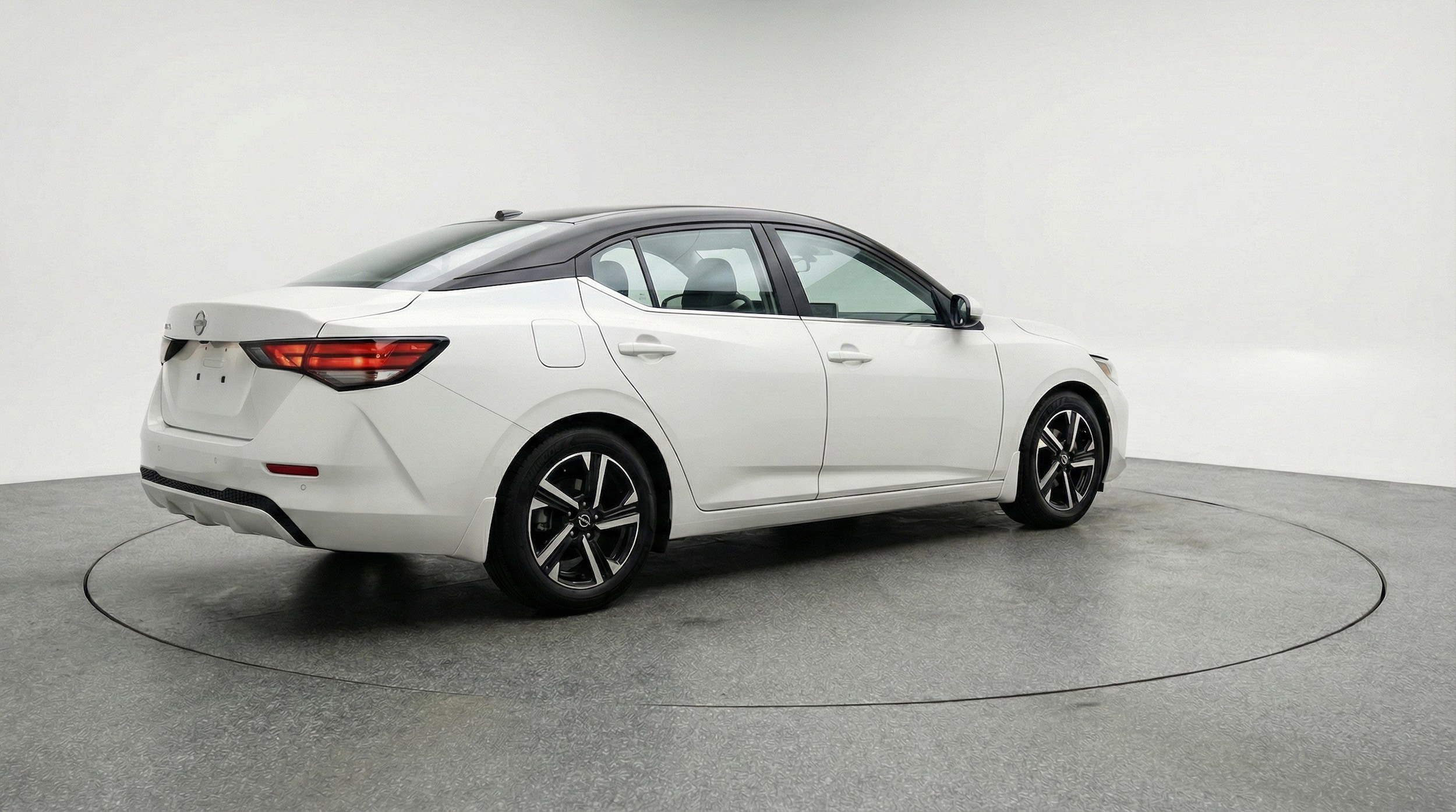 Thumbnail: 2025 Nissan Sentra - 9