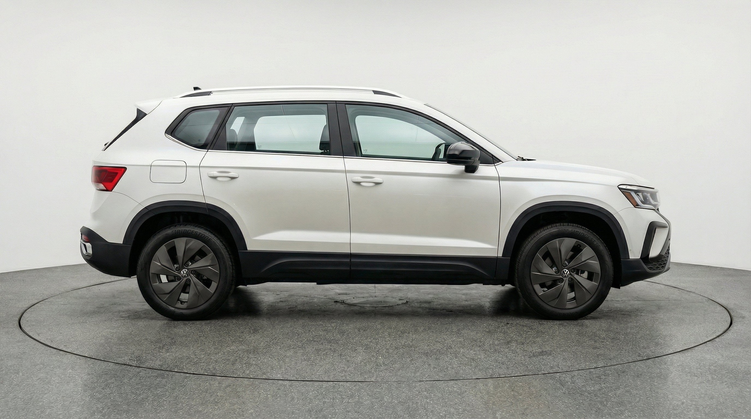 Thumbnail: 2026 Volkswagen Taos - 11