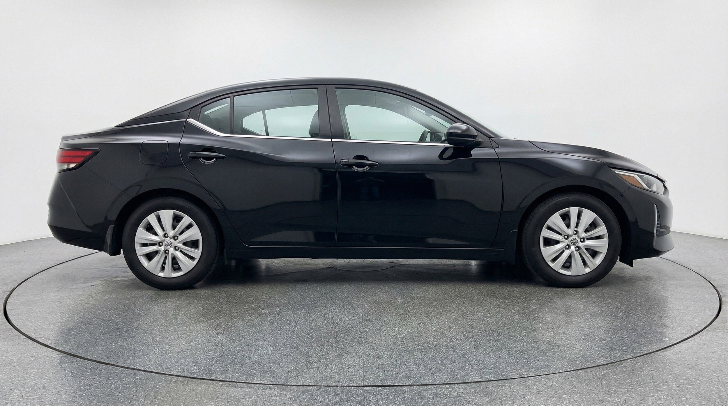 Thumbnail: 2025 Nissan Sentra - 11