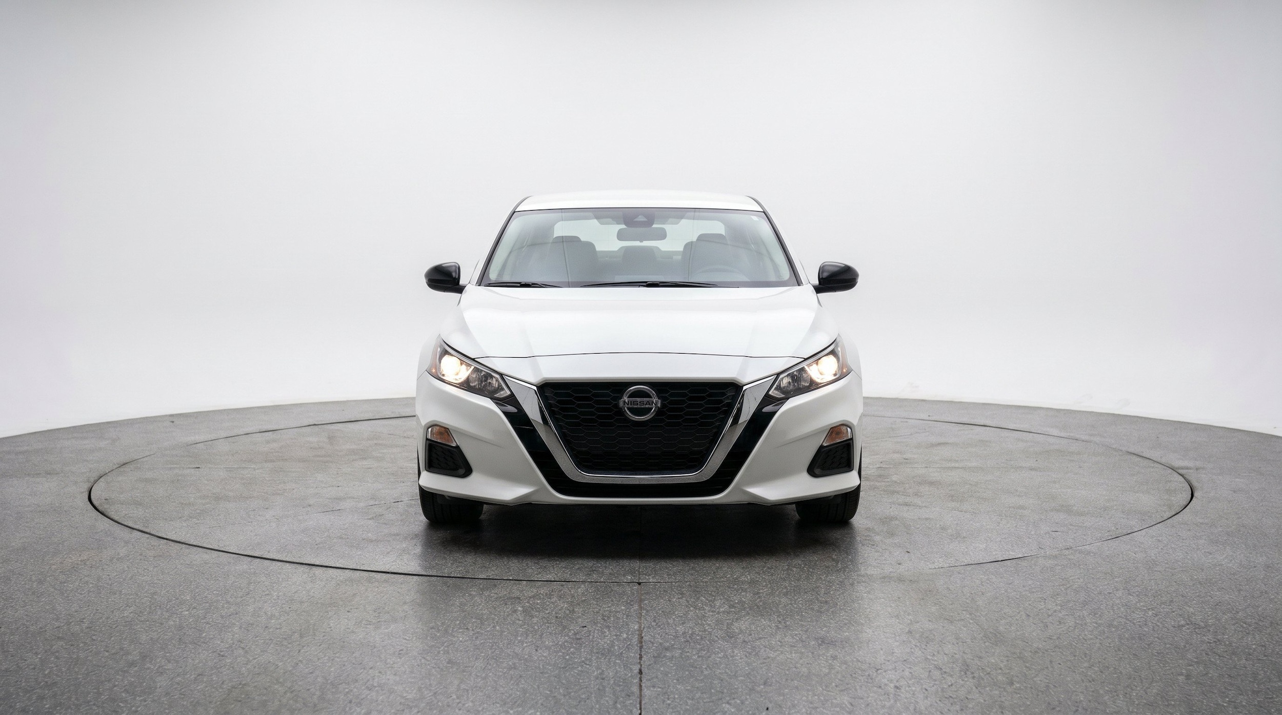 Thumbnail: 2025 Nissan Altima - 2