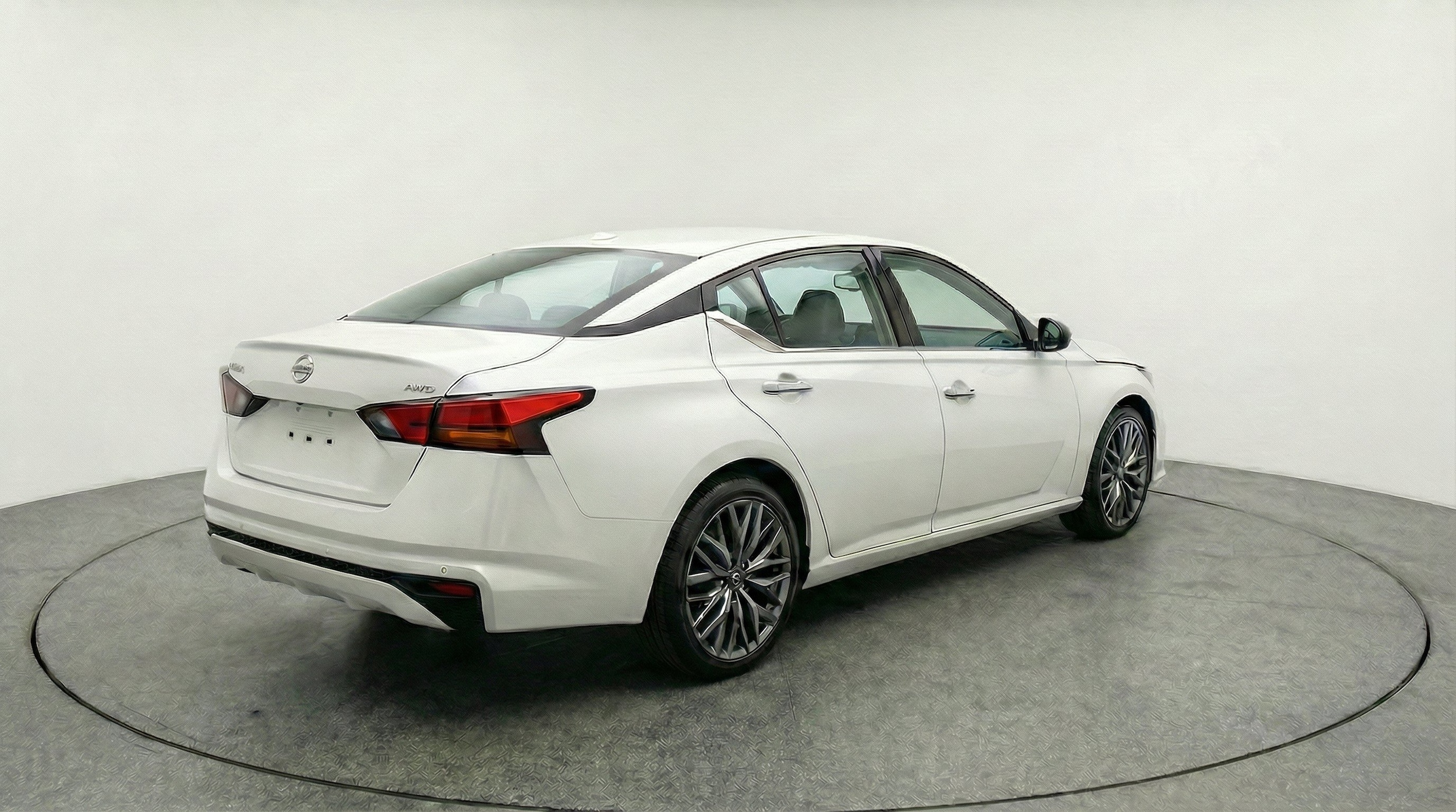 Thumbnail: 2025 Nissan Altima - 9