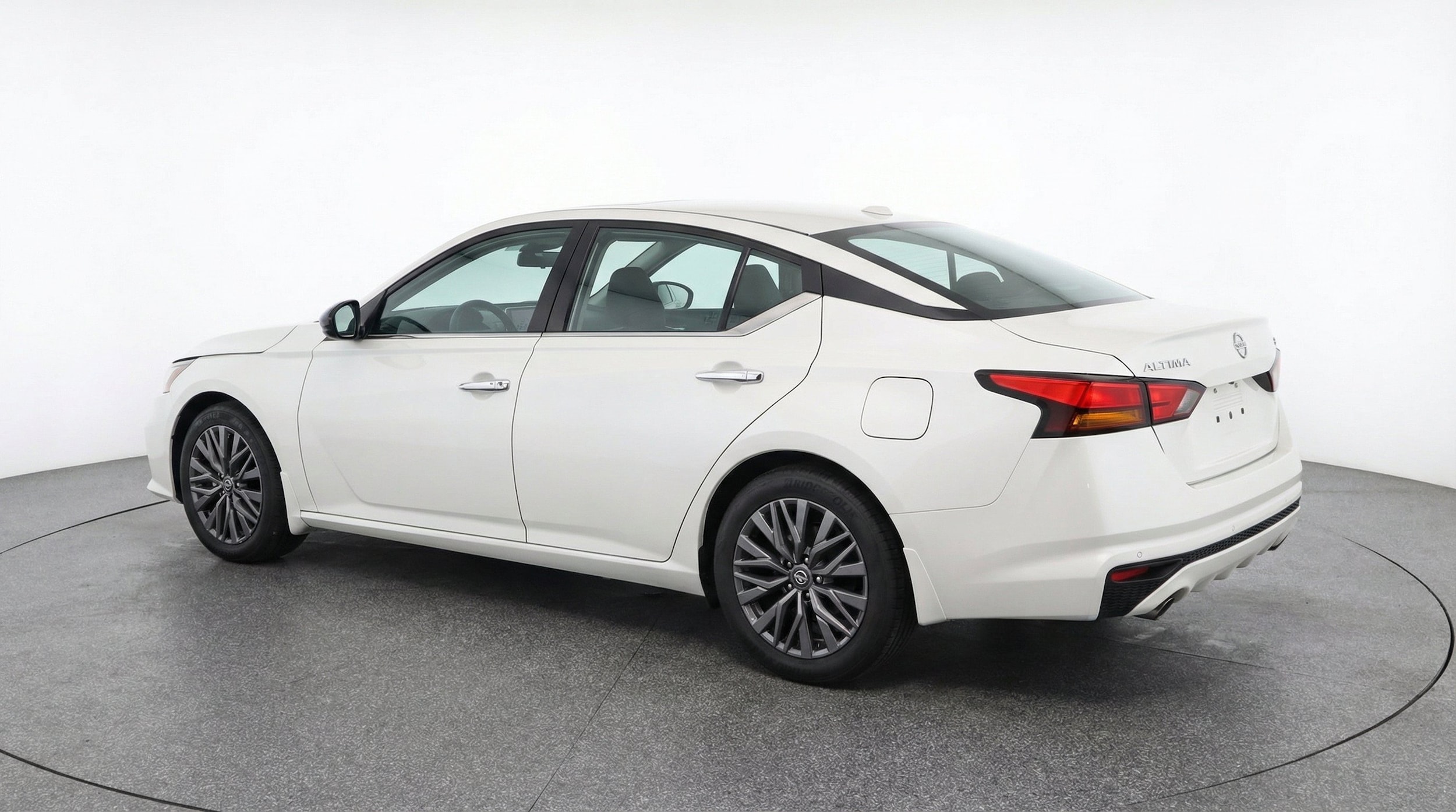 Thumbnail: 2025 Nissan Altima - 6