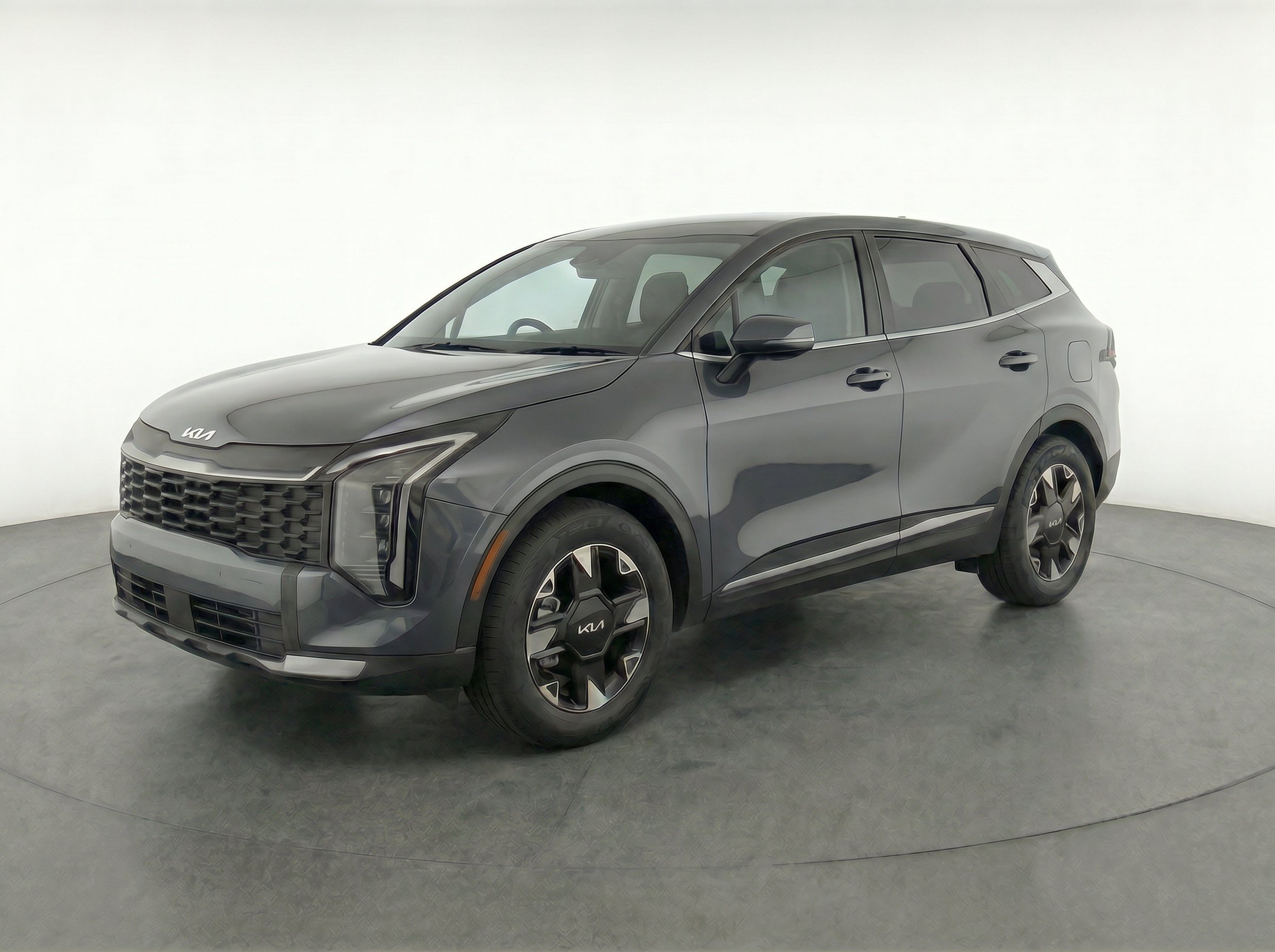 Thumbnail: 2026 Kia Sportage - 3