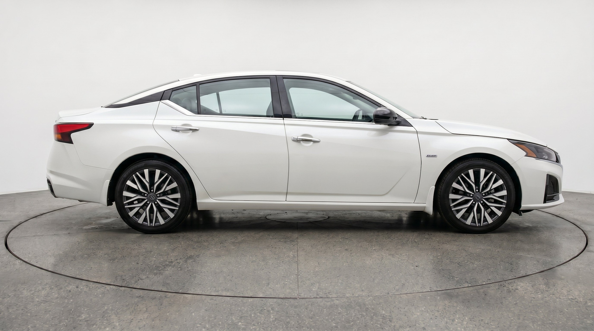 Thumbnail: 2025 Nissan Altima - 11