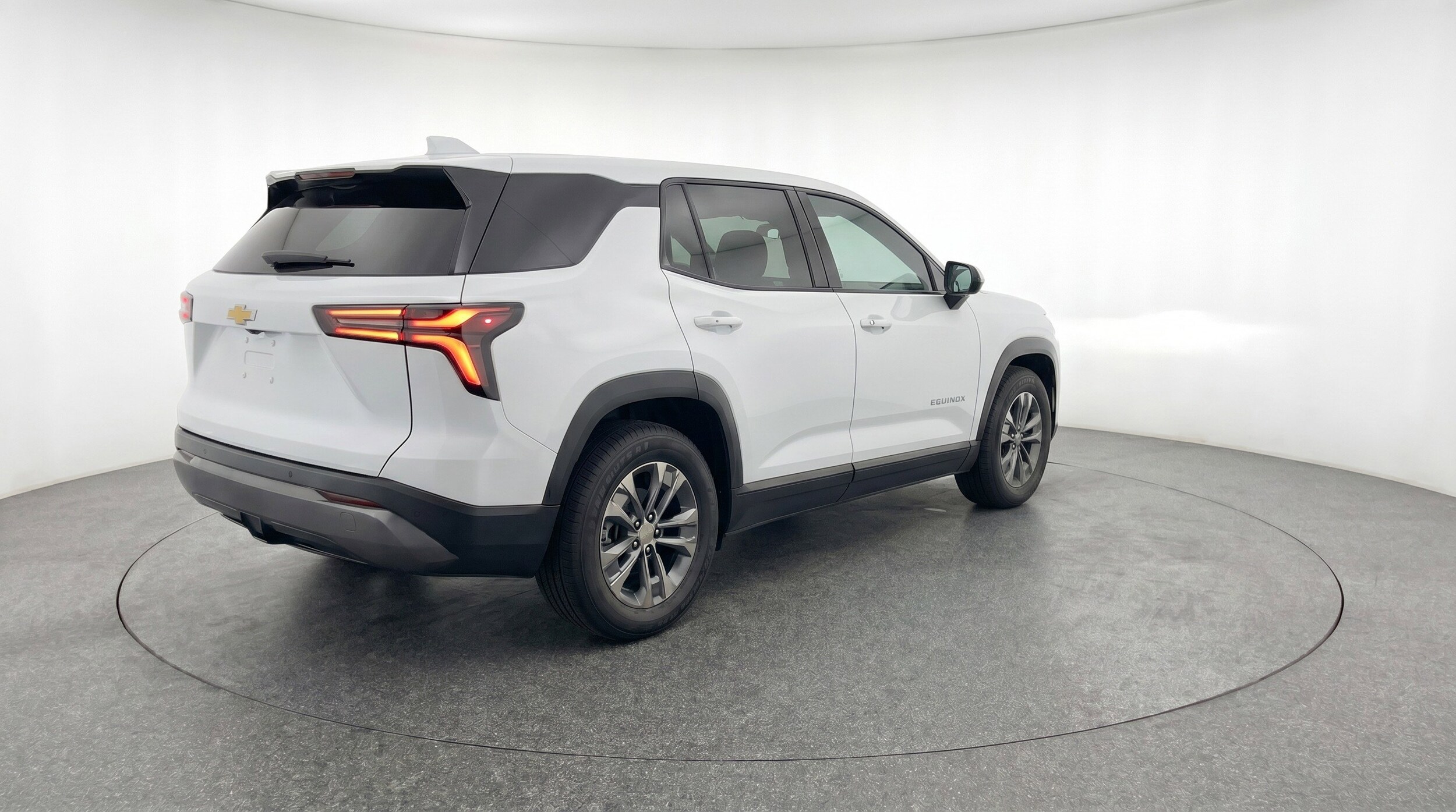 Thumbnail: 2025 Chevrolet Equinox - 9
