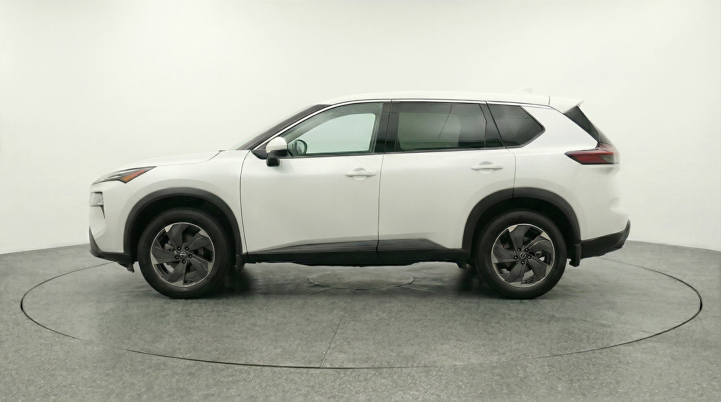 Thumbnail: 2025 Nissan Rogue - 5