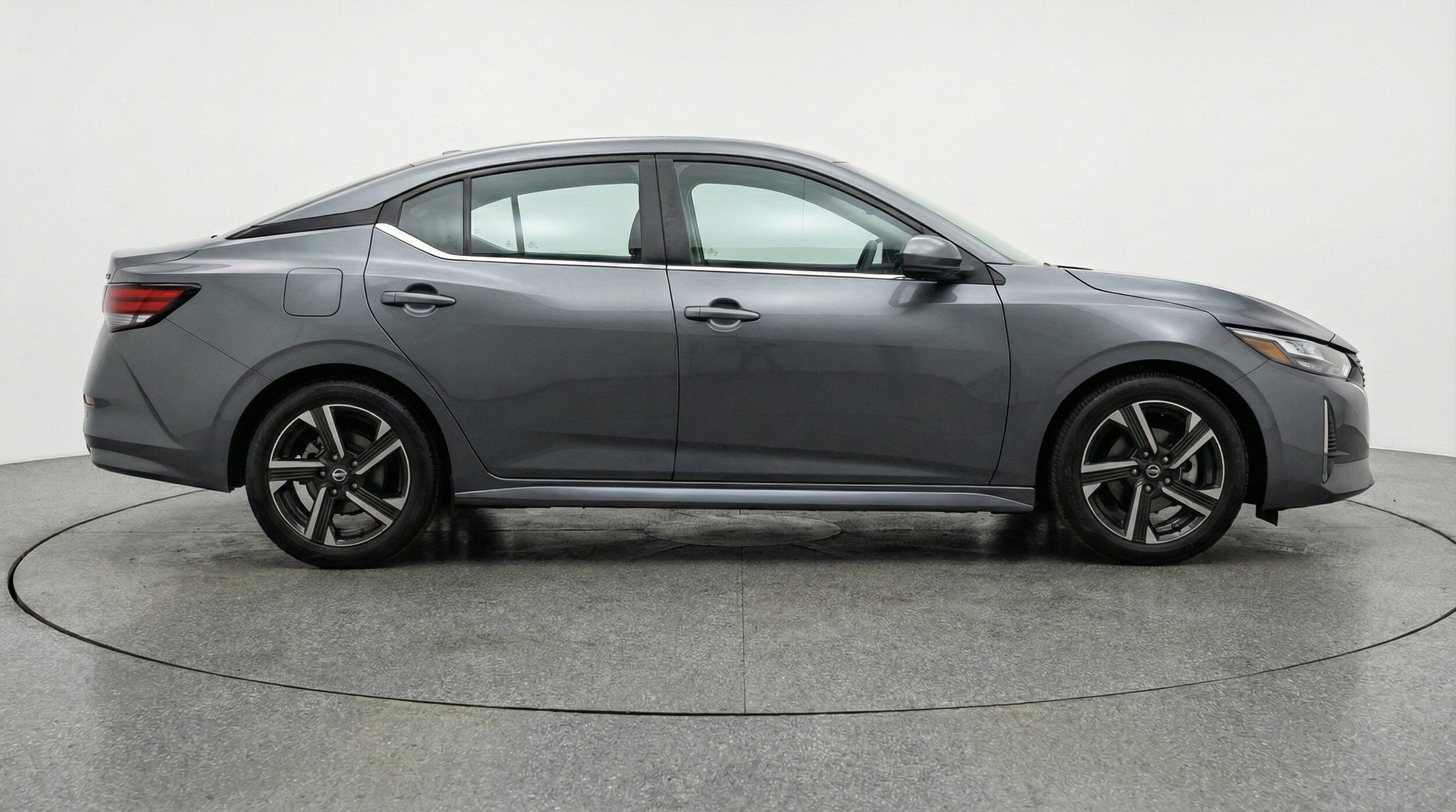 Thumbnail: 2025 Nissan Sentra - 10