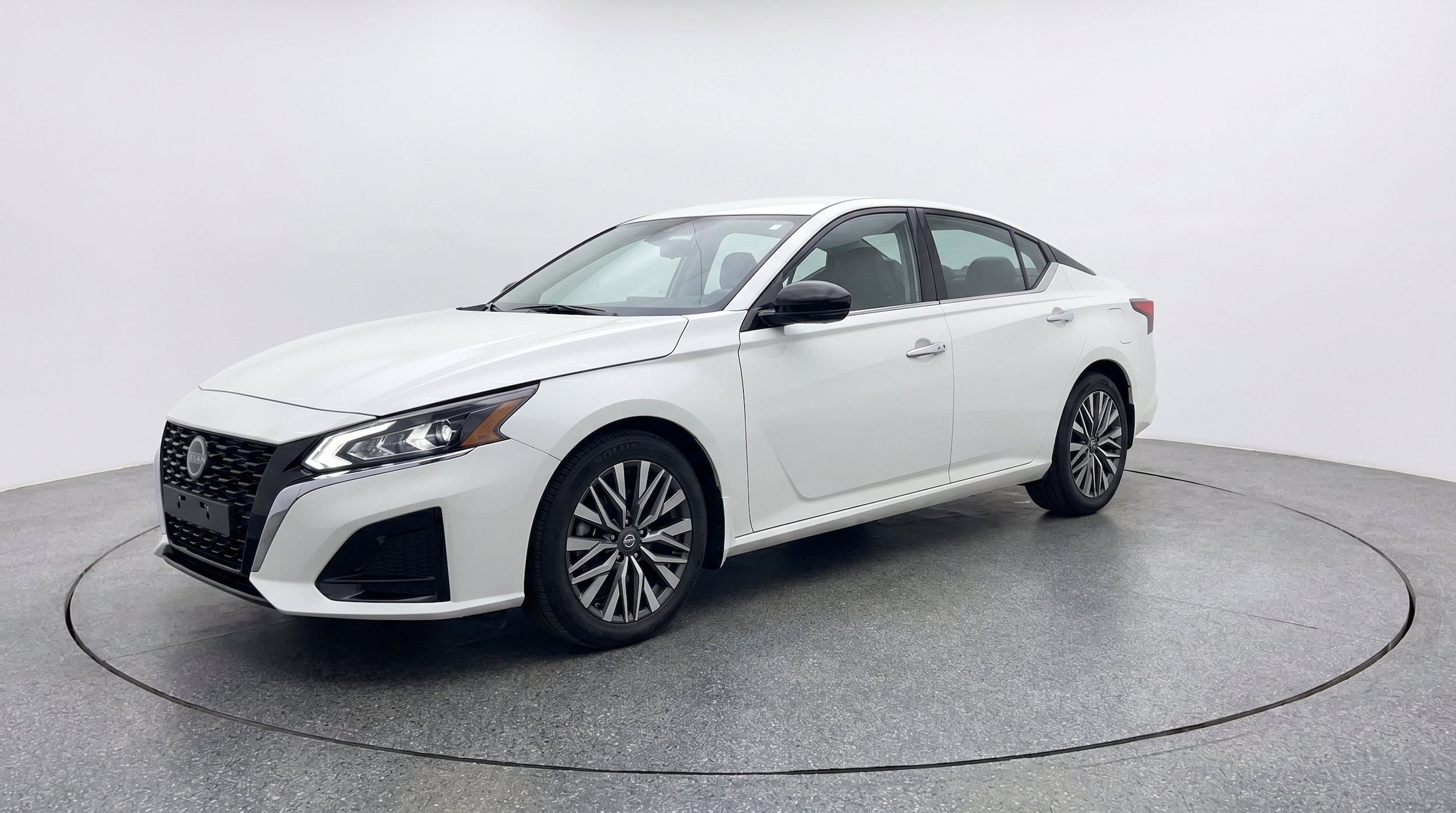 Thumbnail: 2025 Nissan Altima - 3