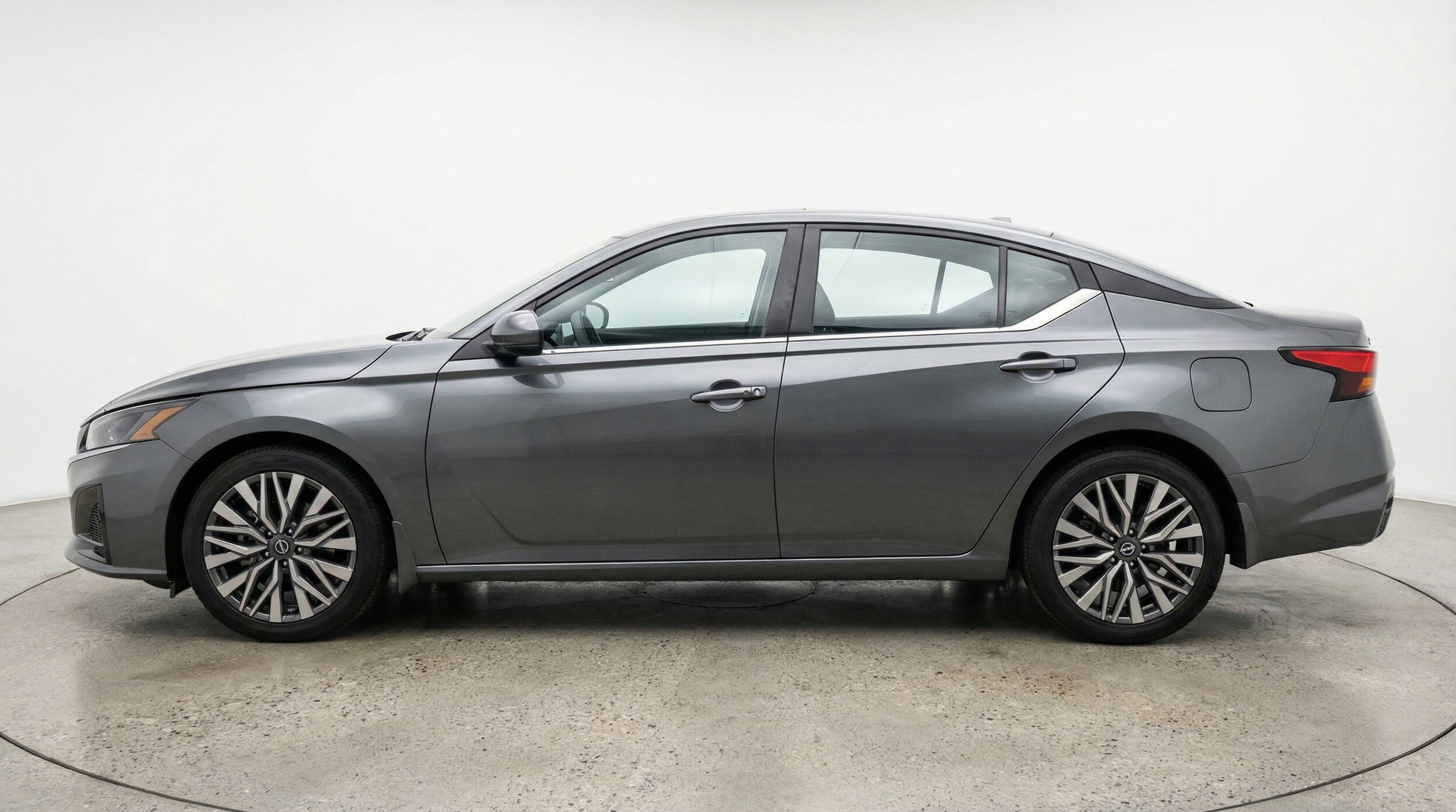 Thumbnail: 2025 Nissan Altima - 5
