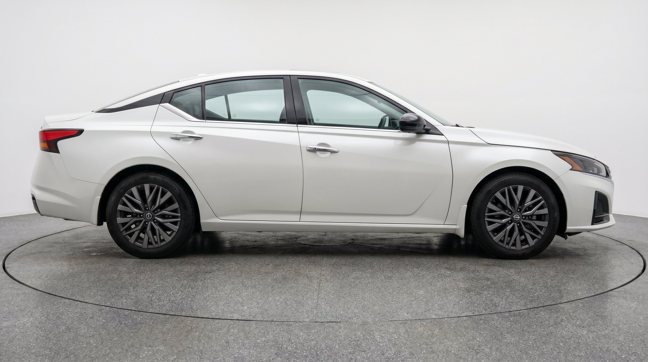 Thumbnail: 2025 Nissan Altima - 11