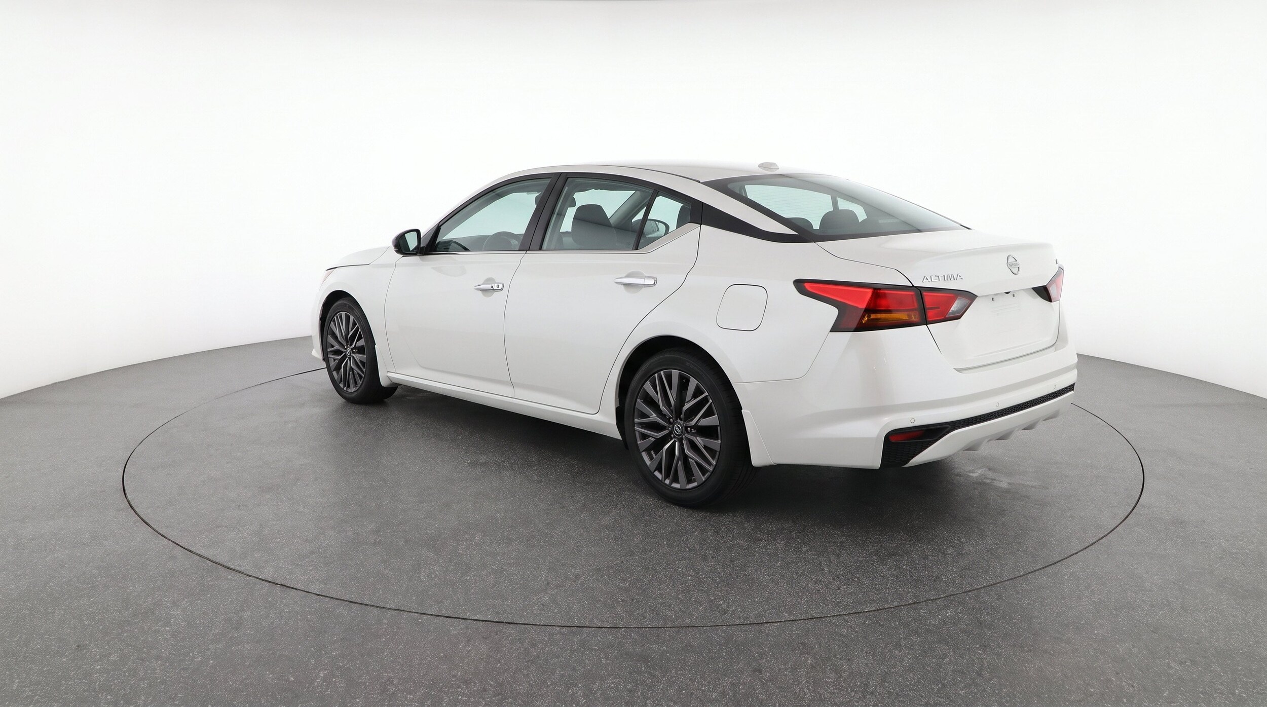 Thumbnail: 2025 Nissan Altima - 6