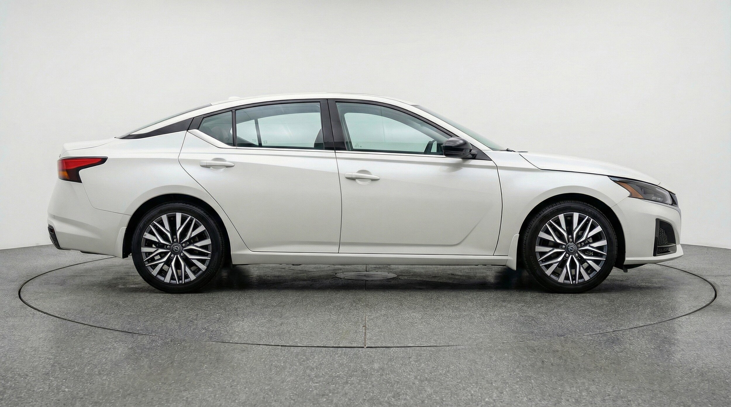 Thumbnail: 2025 Nissan Altima - 11
