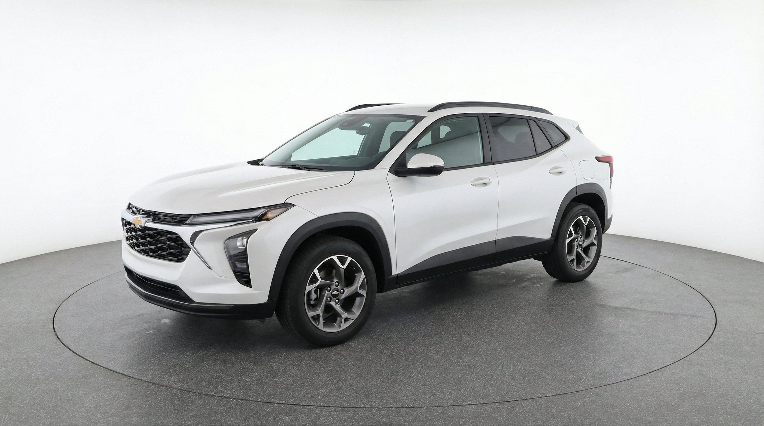 Thumbnail: 2025 Chevrolet Trax - 3