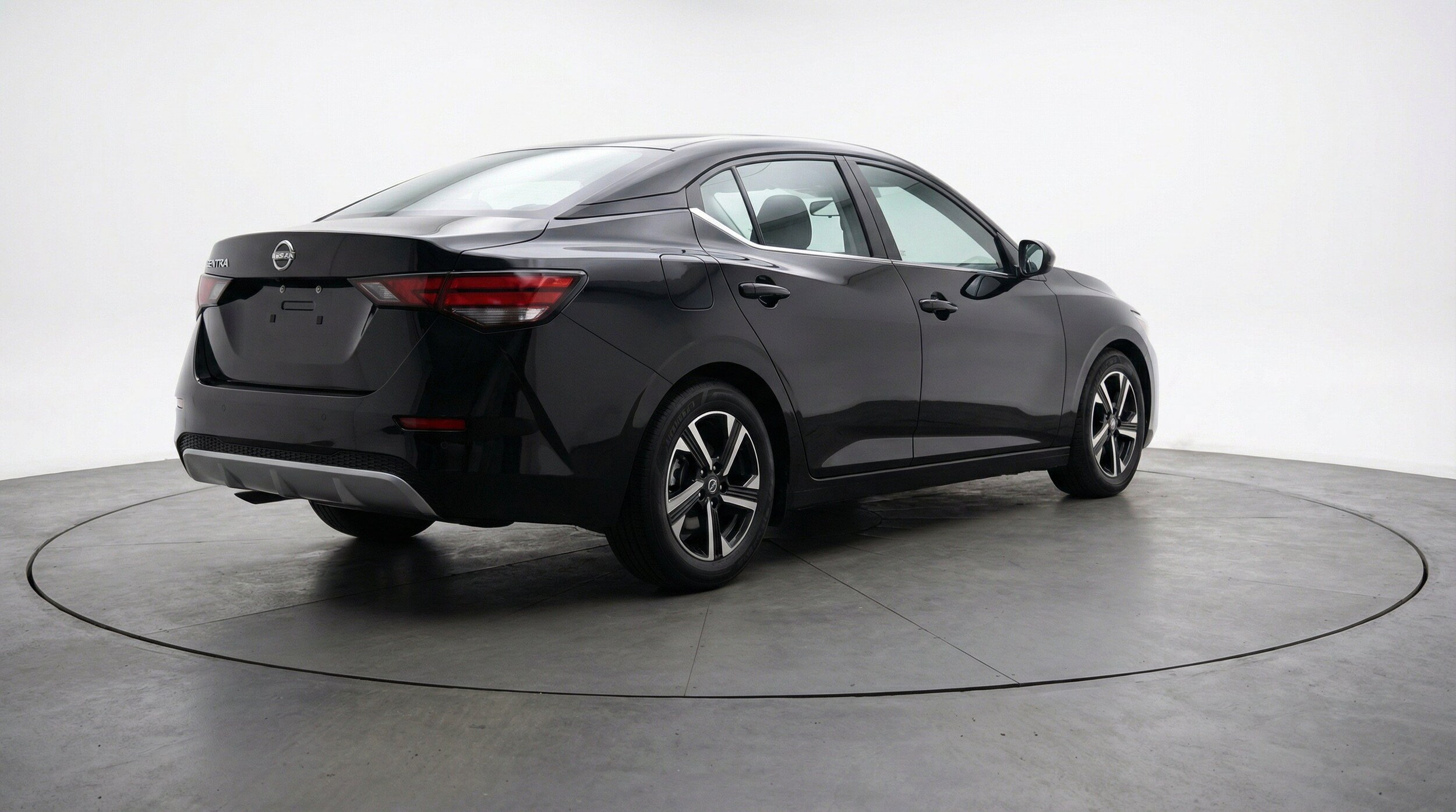 Thumbnail: 2025 Nissan Sentra - 9