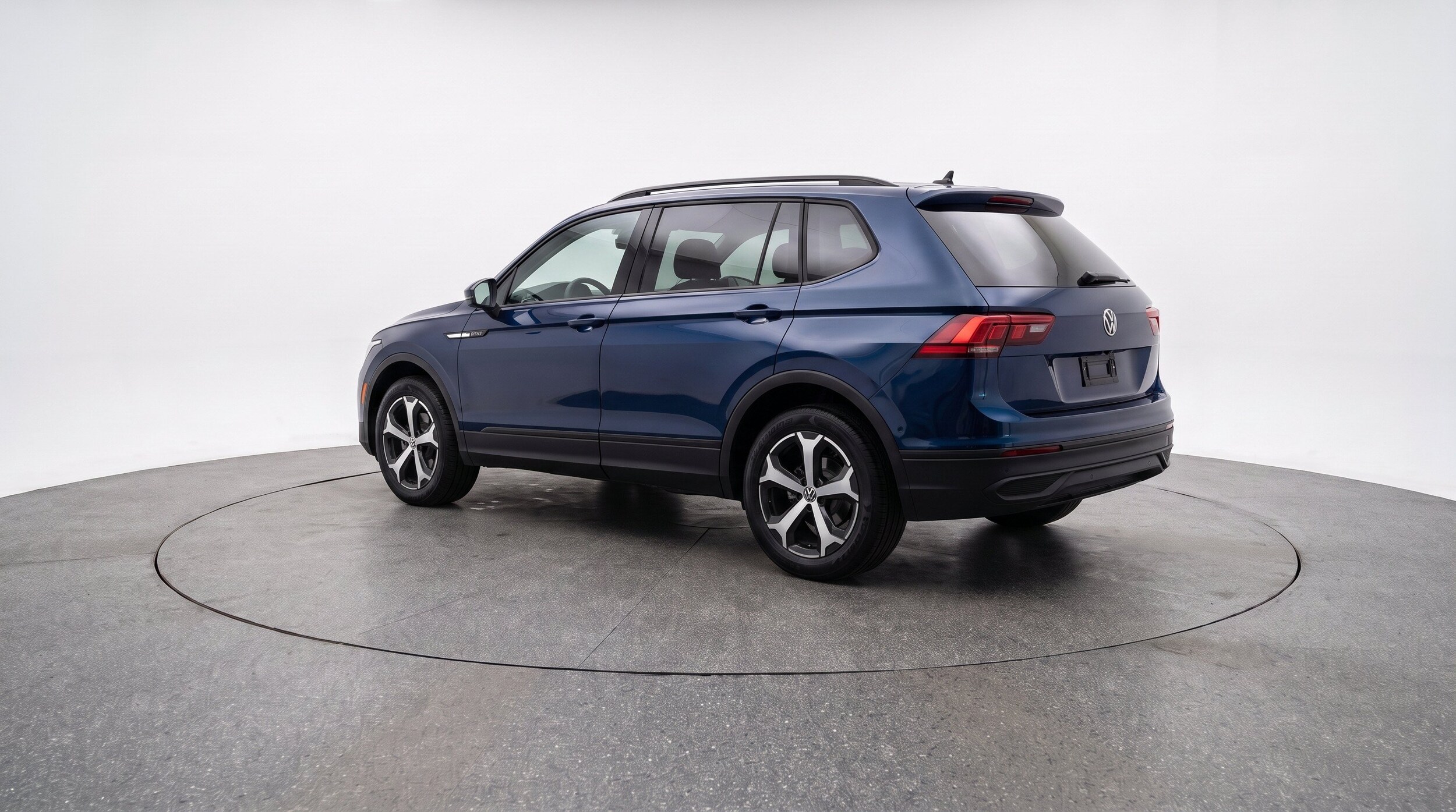 Thumbnail: 2026 Volkswagen Tiguan - 6