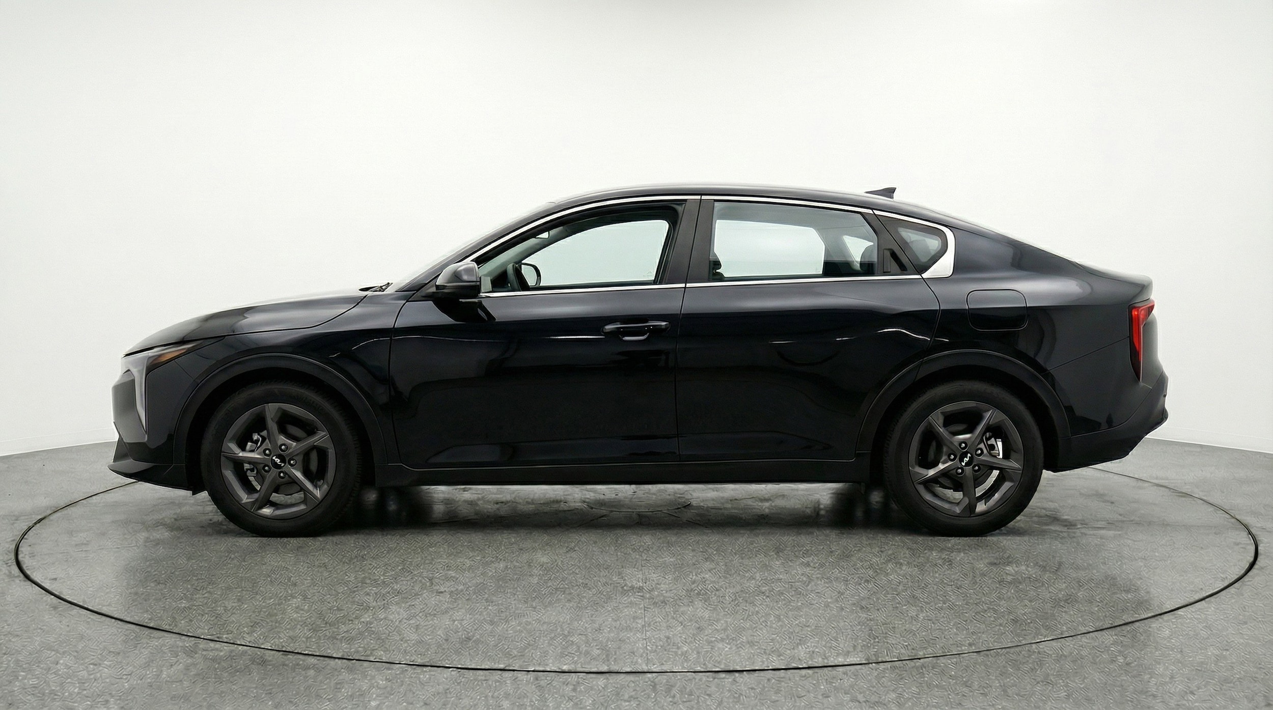 Thumbnail: 2025 Kia K4 - 5