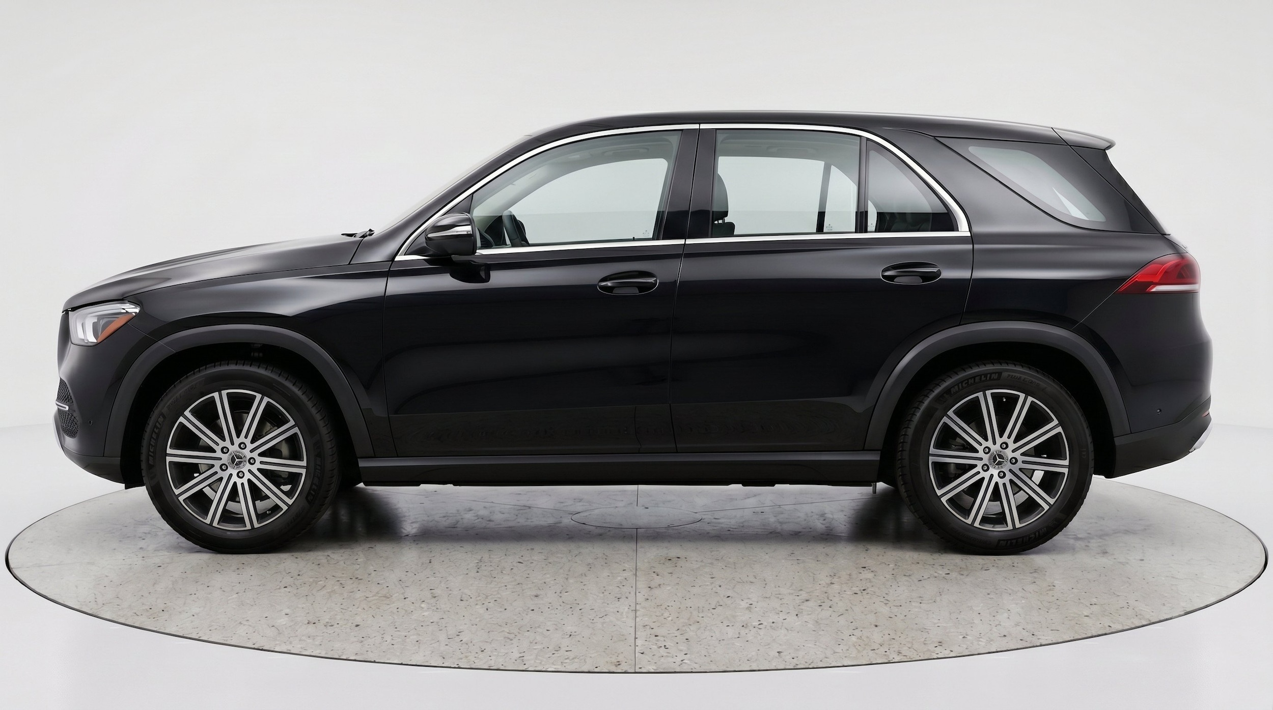 Thumbnail: 2026 Mercedes-Benz GLE - 5