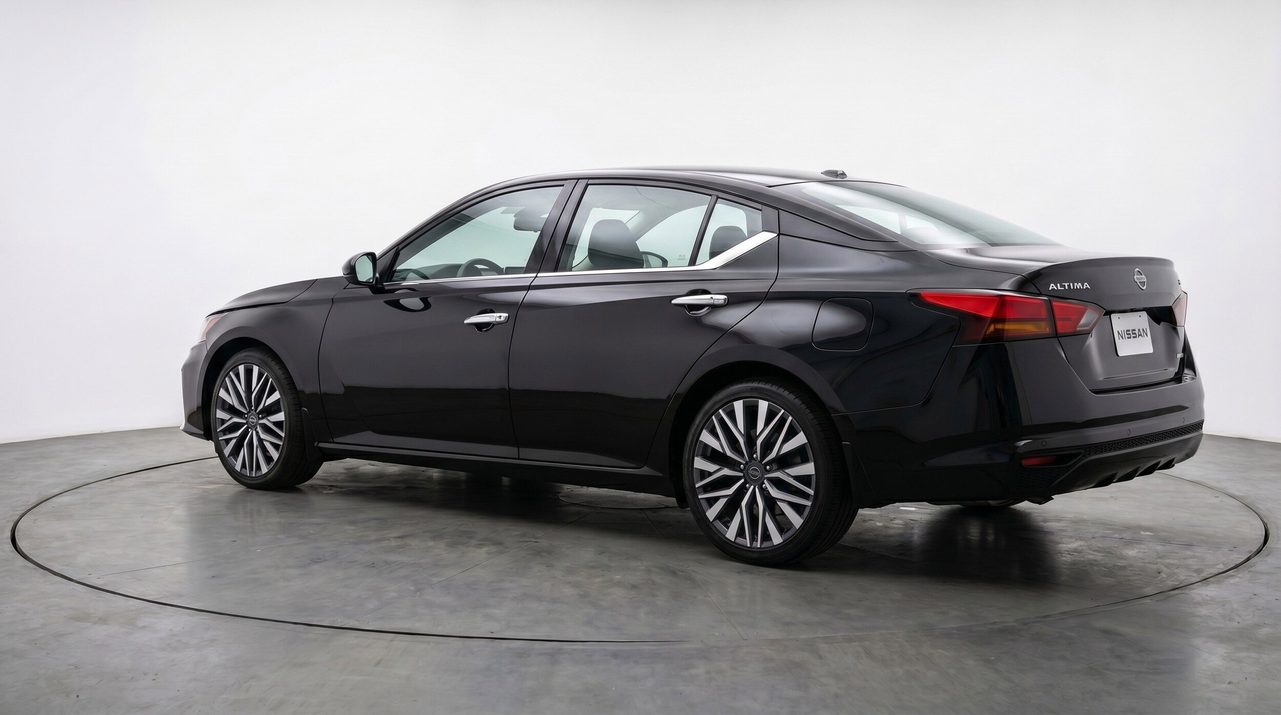 Thumbnail: 2025 Nissan Altima - 6