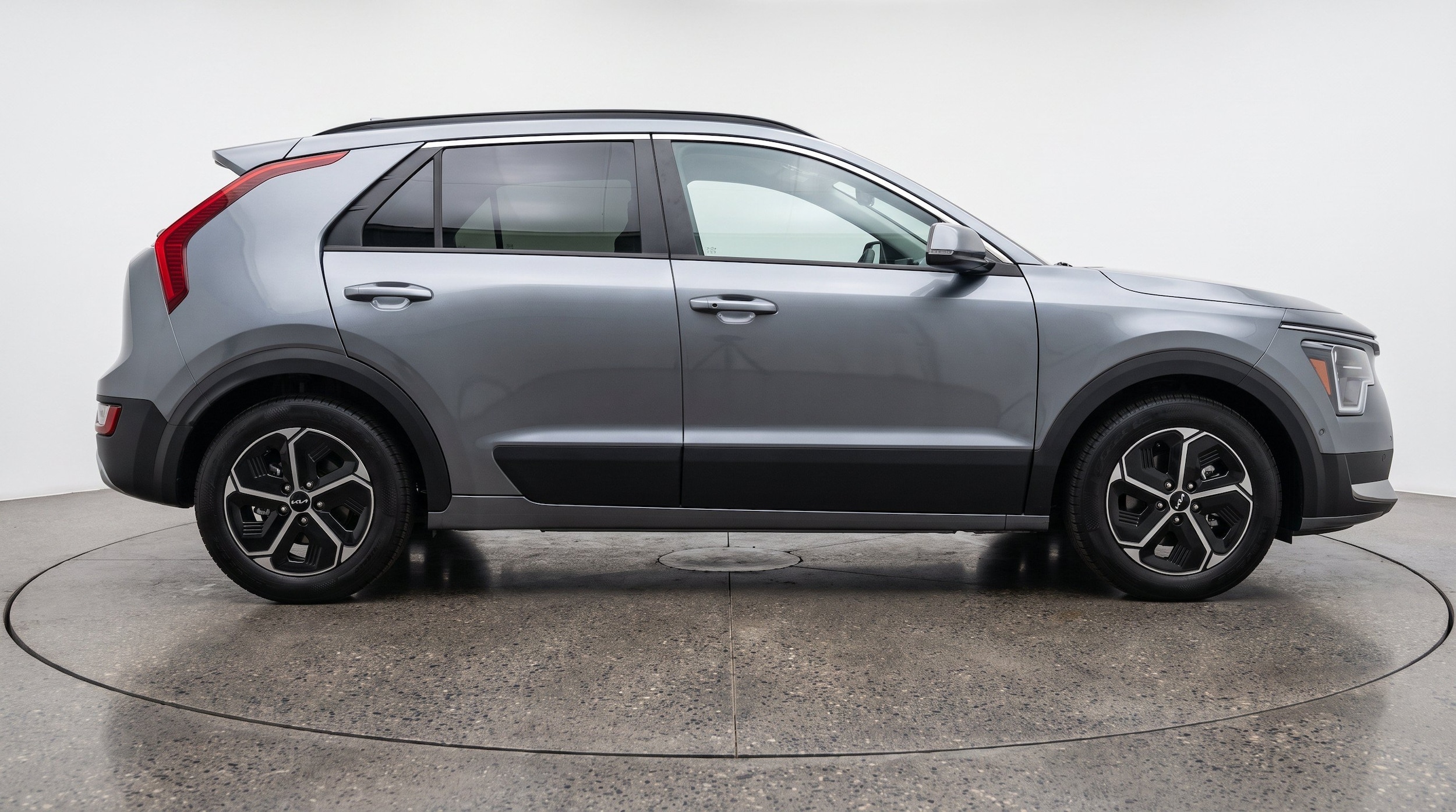 Thumbnail: 2026 Kia Niro - 11
