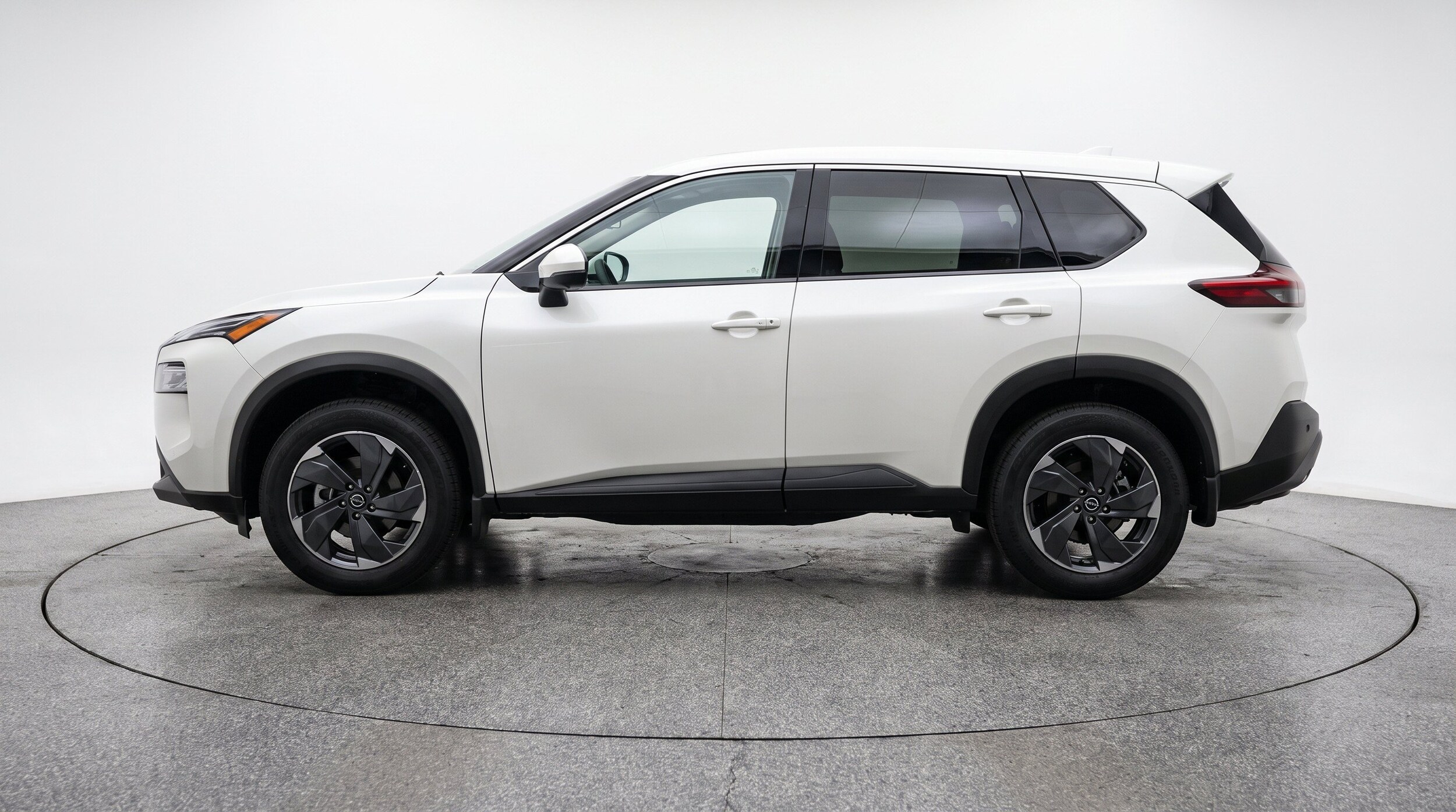 Thumbnail: 2025 Nissan Rogue - 5
