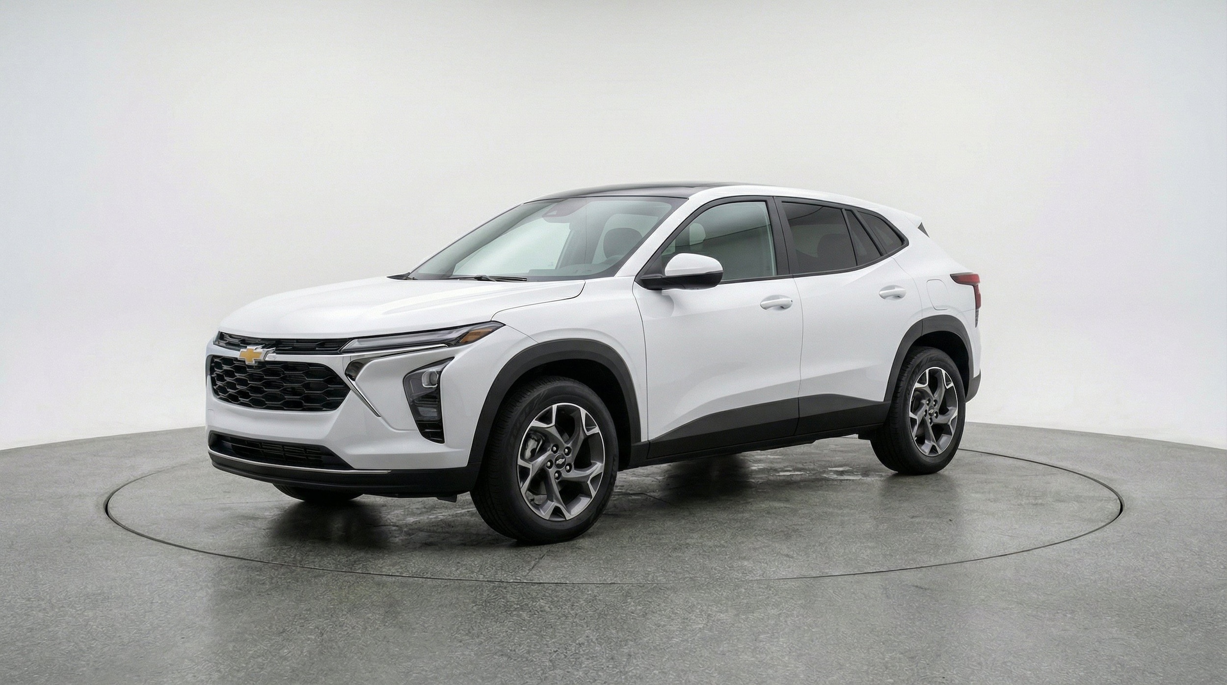 Thumbnail: 2025 Chevrolet Trax - 3