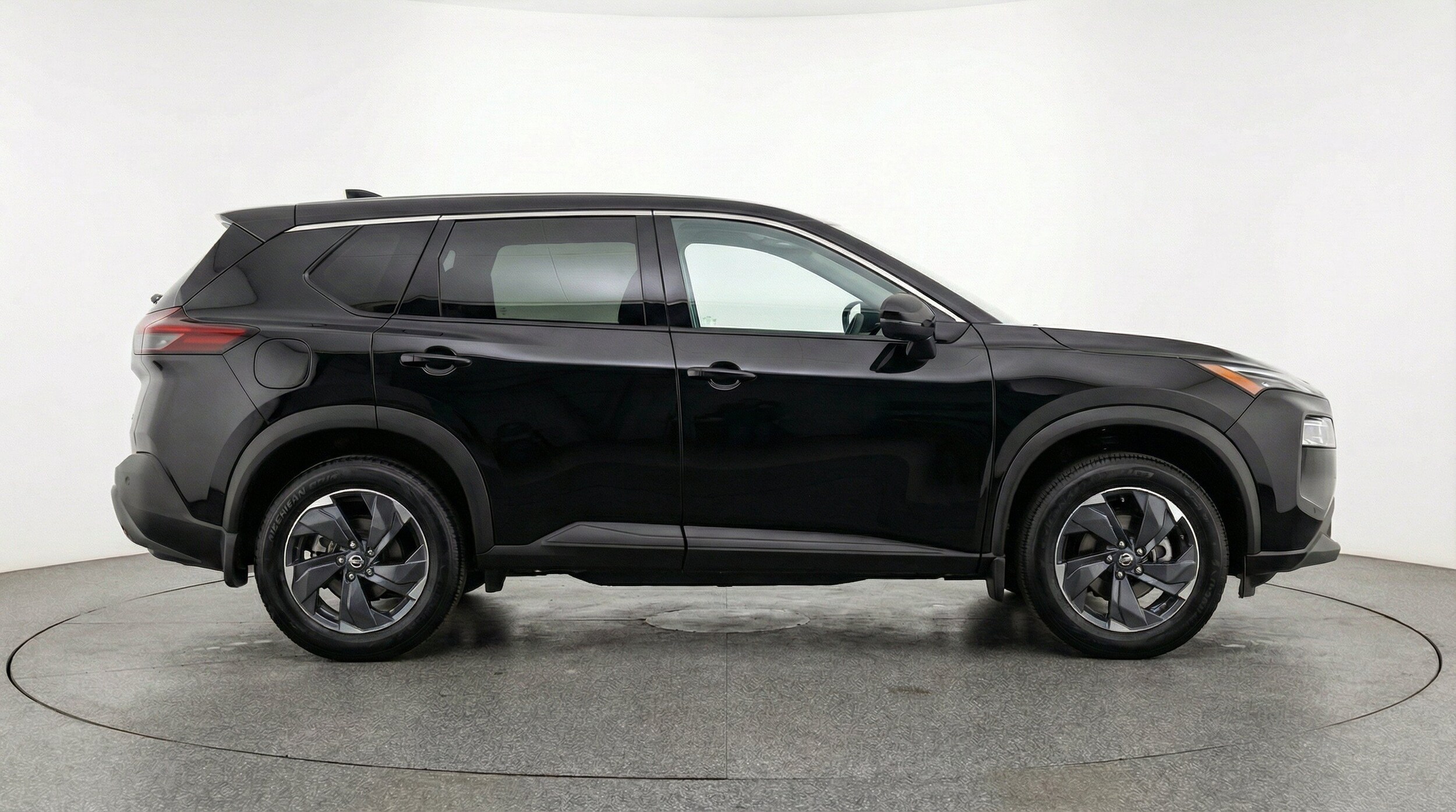 Thumbnail: 2025 Nissan Rogue - 10