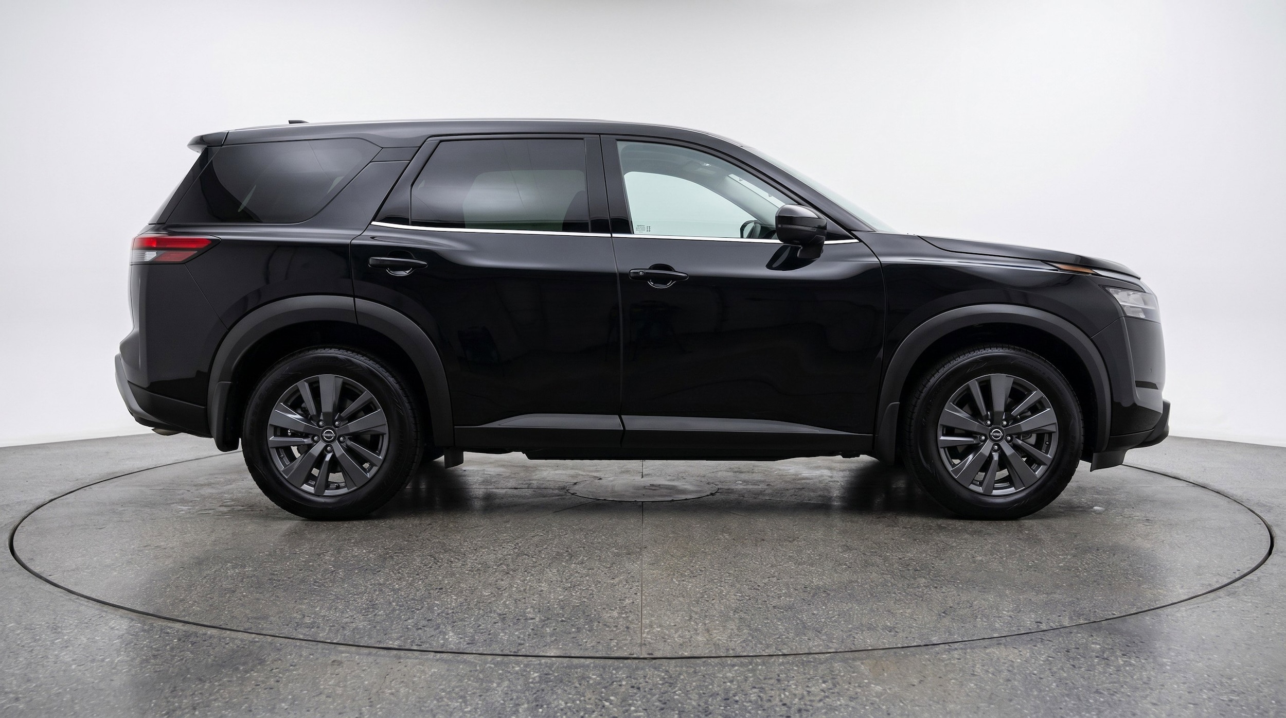 Thumbnail: 2025 Nissan Pathfinder - 11