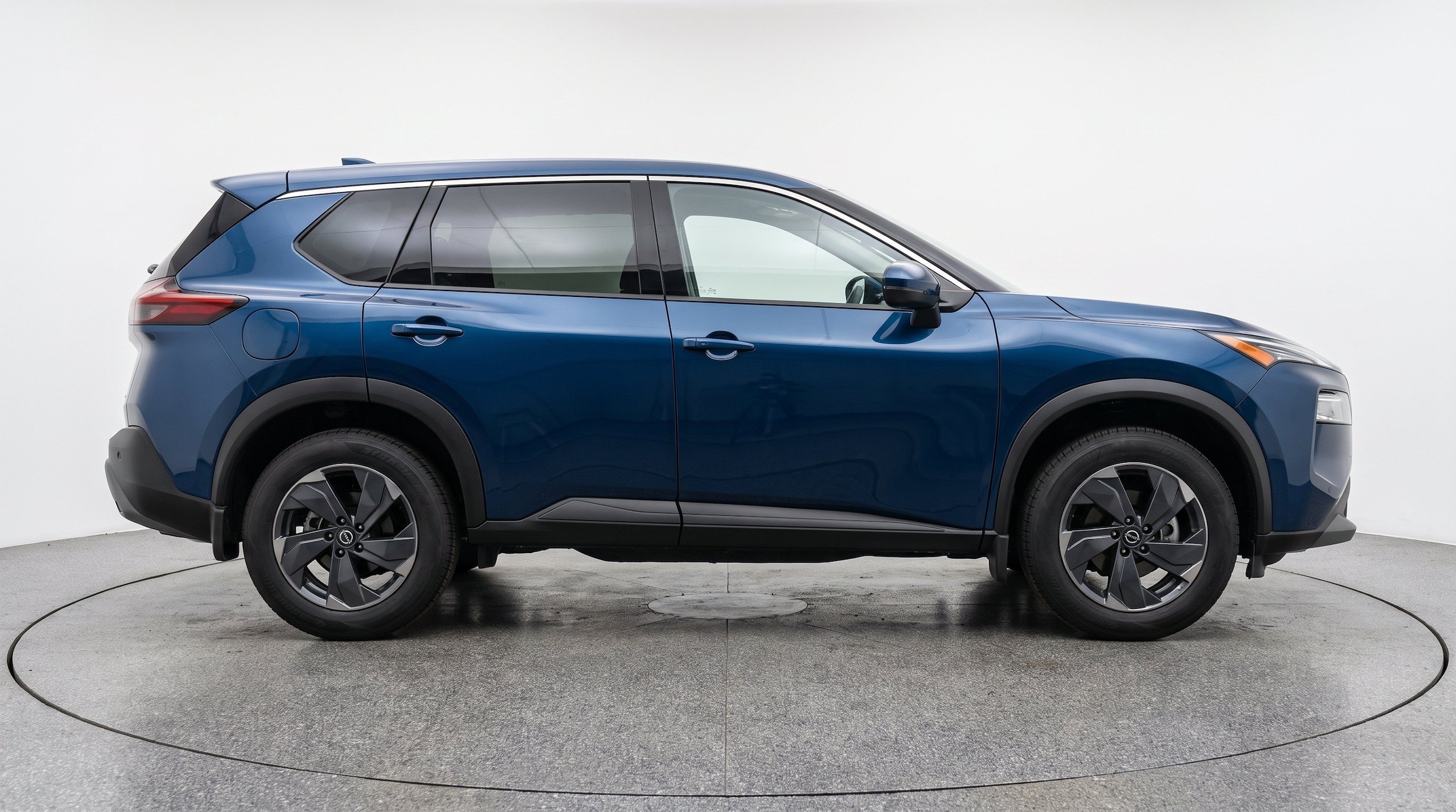 Thumbnail: 2025 Nissan Rogue - 10