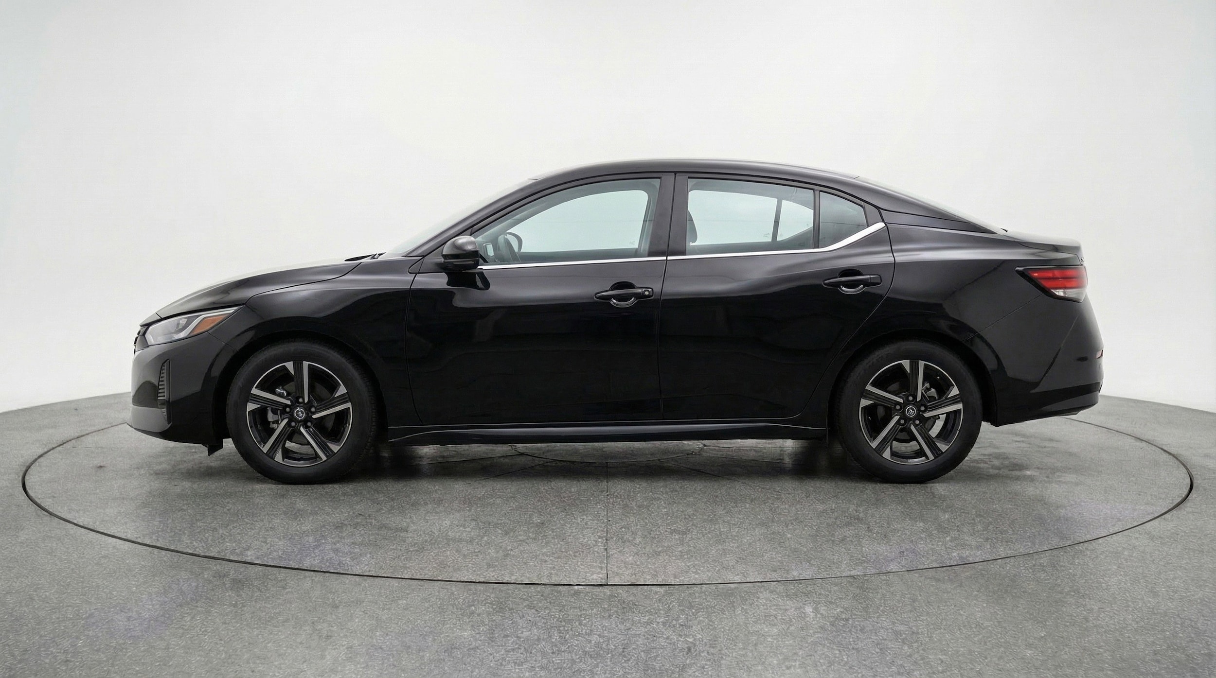Thumbnail: 2025 Nissan Sentra - 5