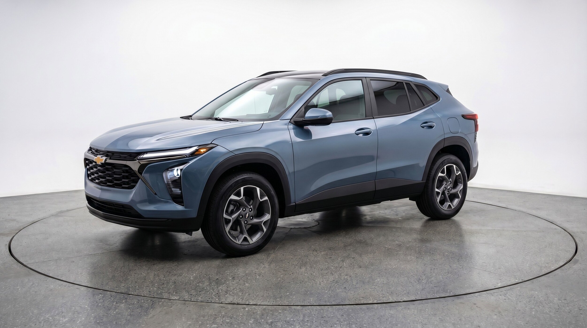 Thumbnail: 2025 Chevrolet Trax - 3