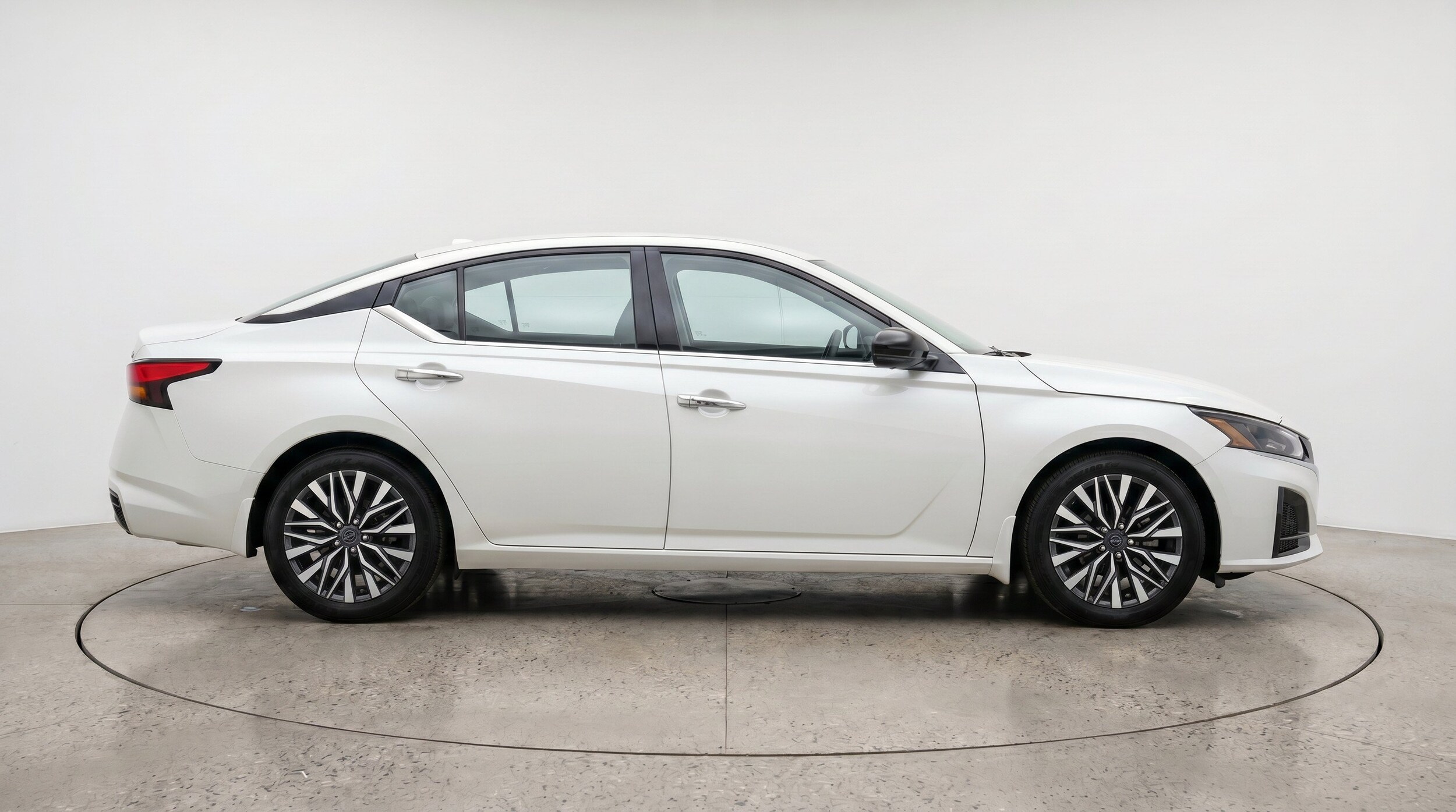 Thumbnail: 2025 Nissan Altima - 11