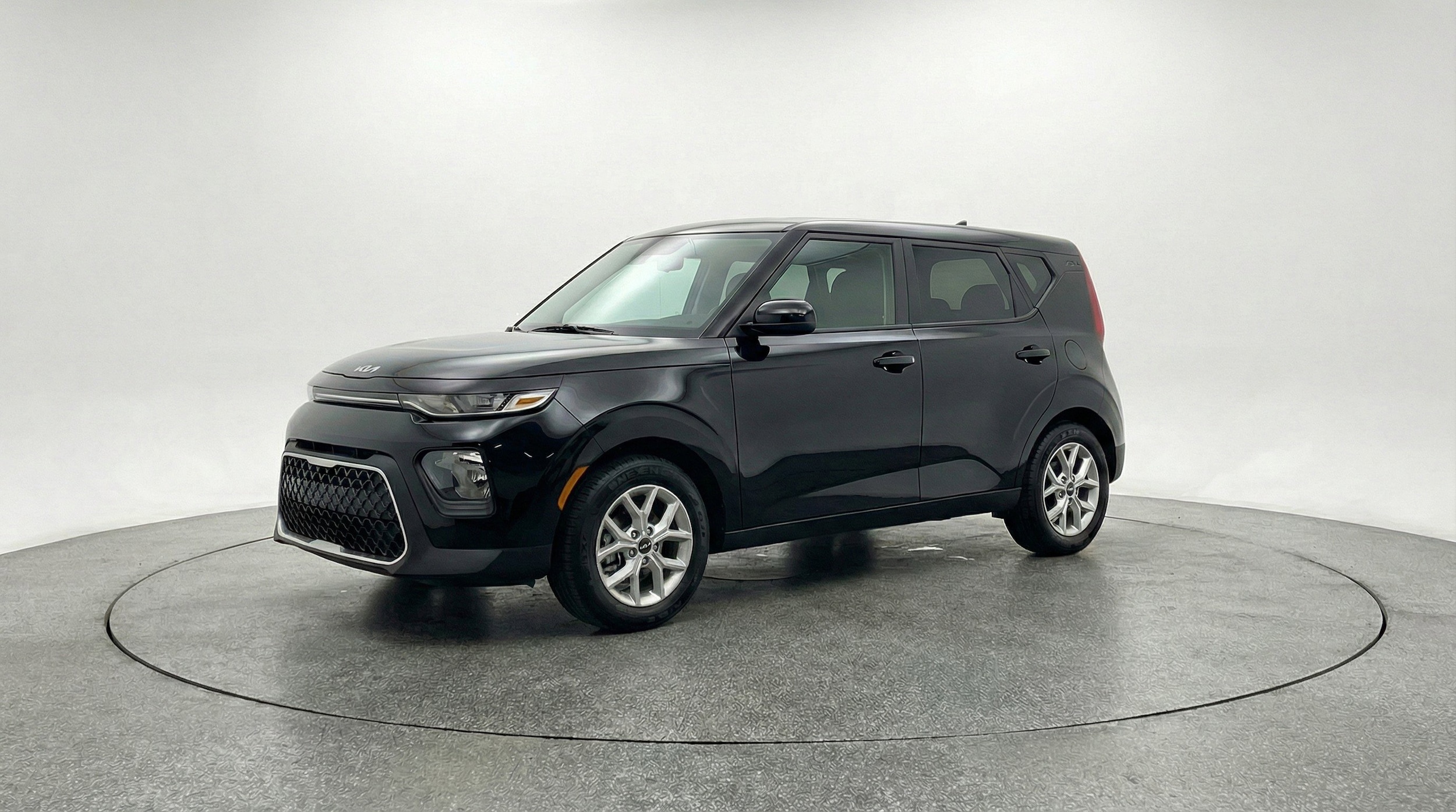 Thumbnail: 2025 Kia Soul - 3