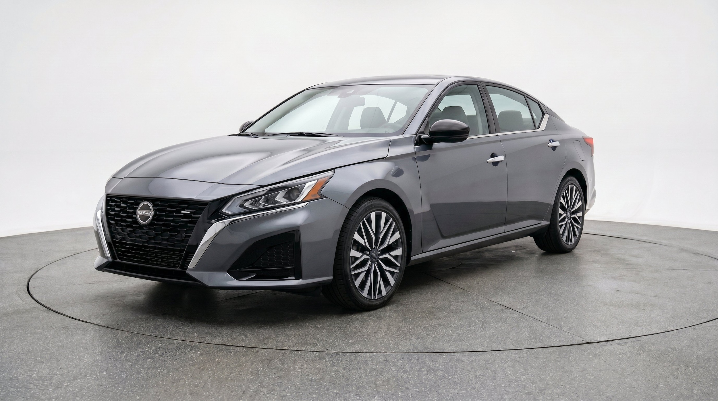 Thumbnail: 2025 Nissan Altima - 3