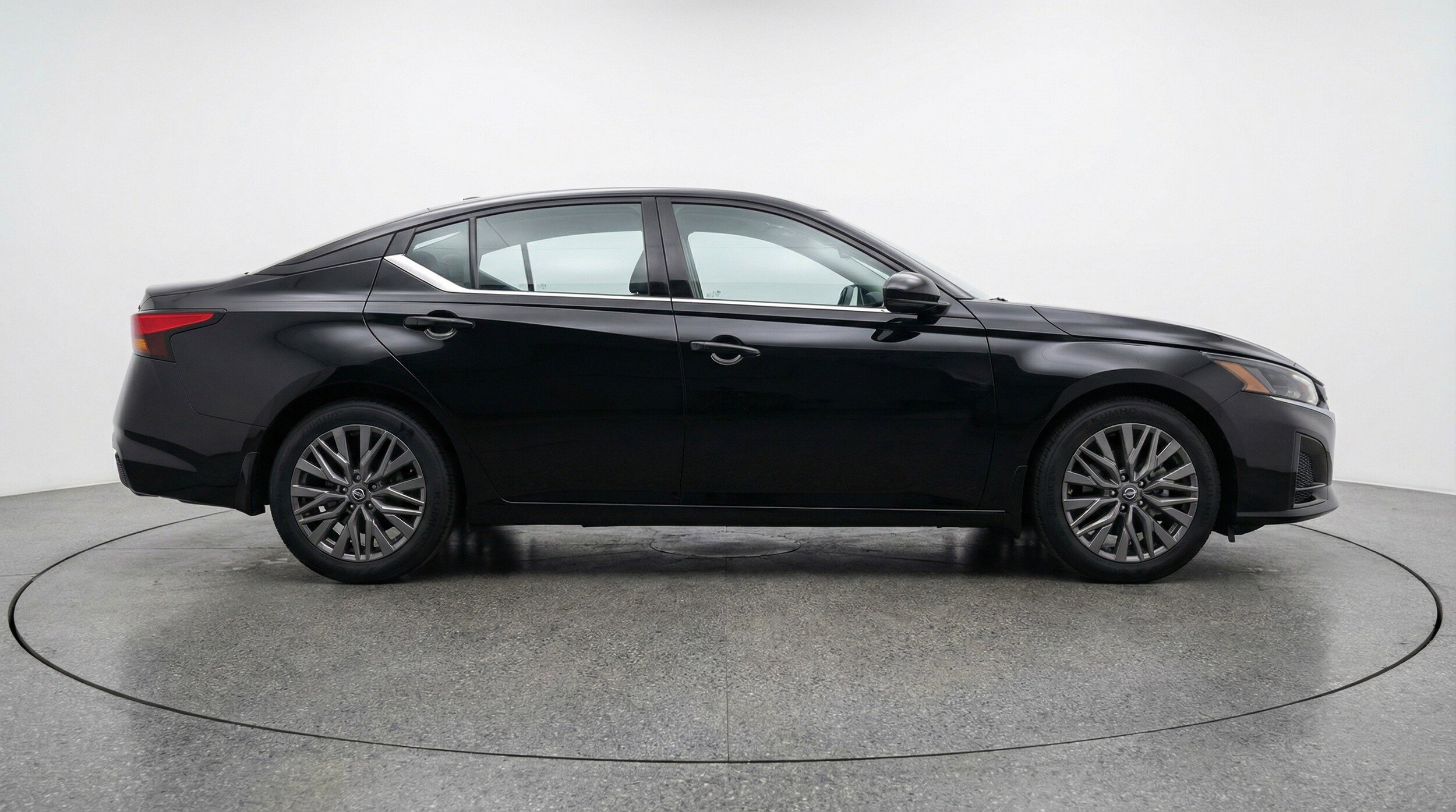 Thumbnail: 2025 Nissan Altima - 11