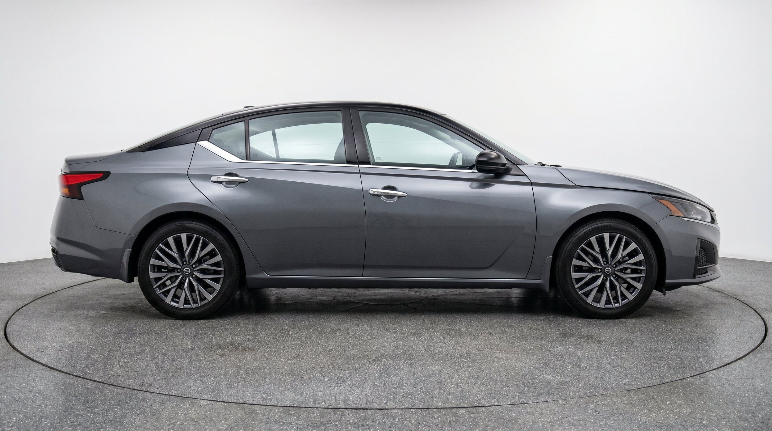 Thumbnail: 2025 Nissan Altima - 11