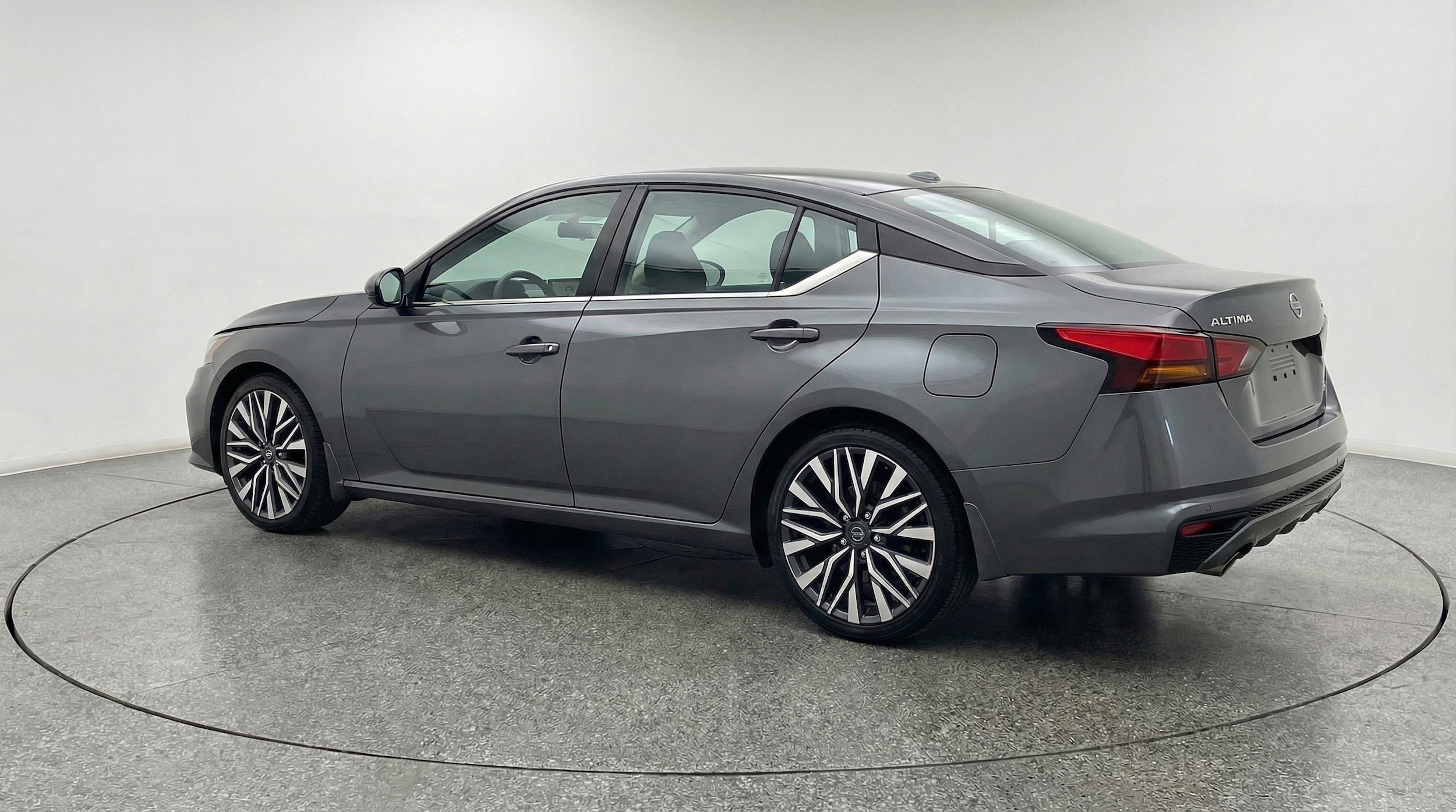 Thumbnail: 2025 Nissan Altima - 6