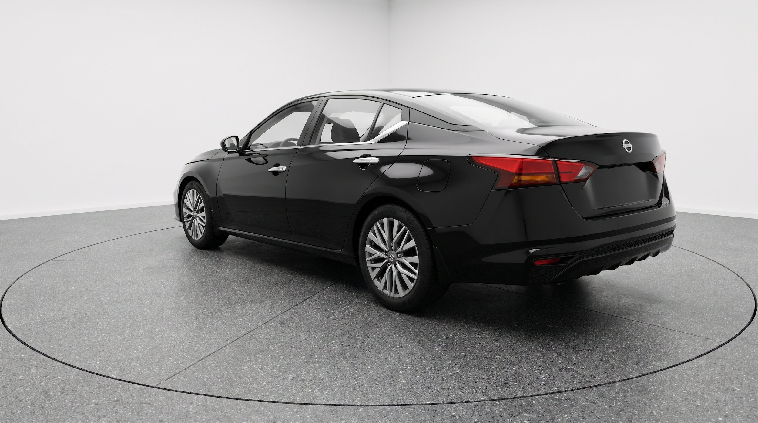 Thumbnail: 2025 Nissan Altima - 6