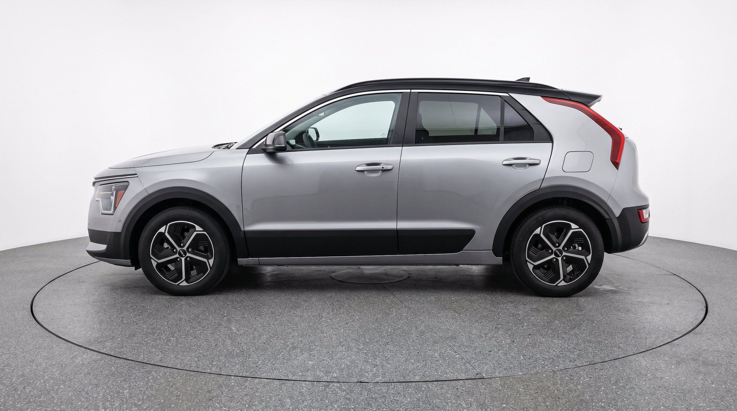 Thumbnail: 2026 Kia Niro - 5