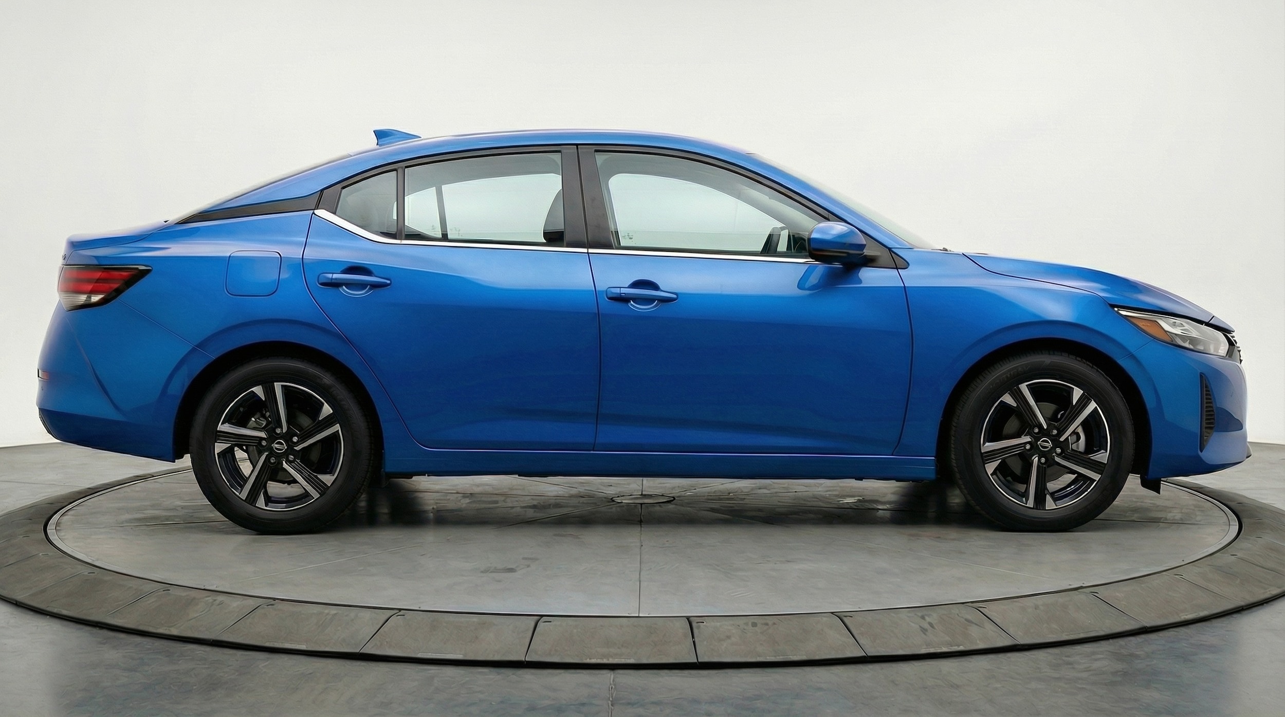 Thumbnail: 2025 Nissan Sentra - 8