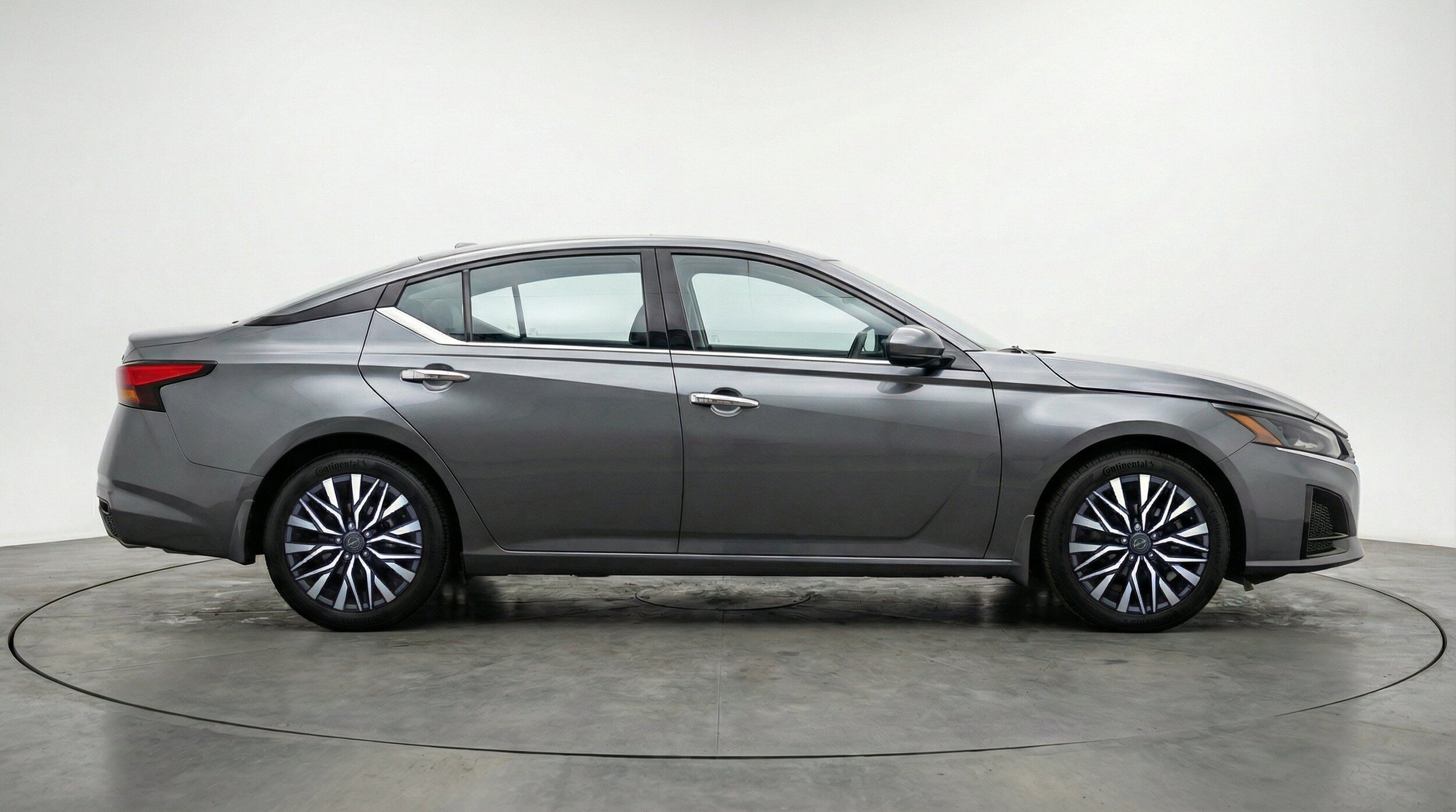 Thumbnail: 2025 Nissan Altima - 11