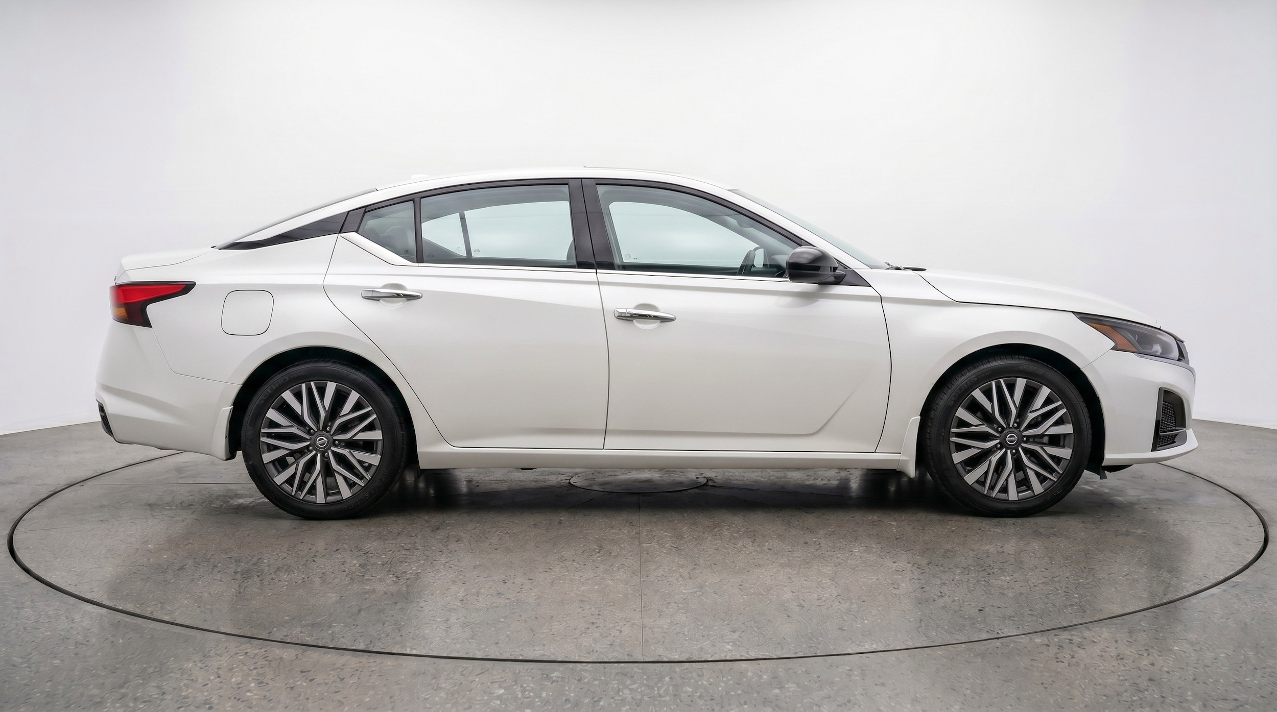 Thumbnail: 2025 Nissan Altima - 11