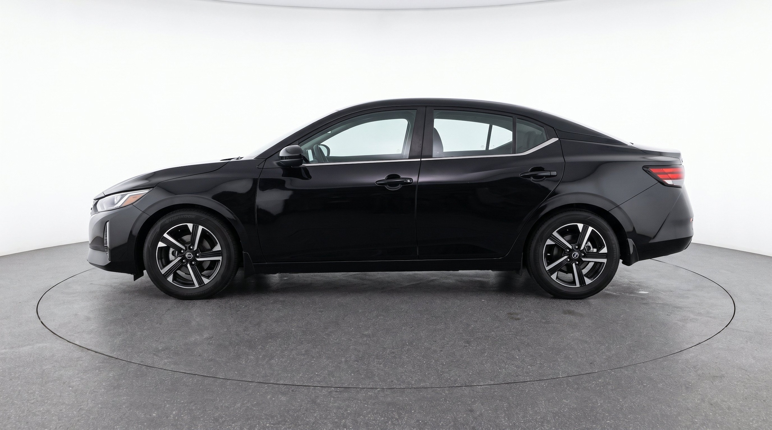 Thumbnail: 2025 Nissan Sentra - 5