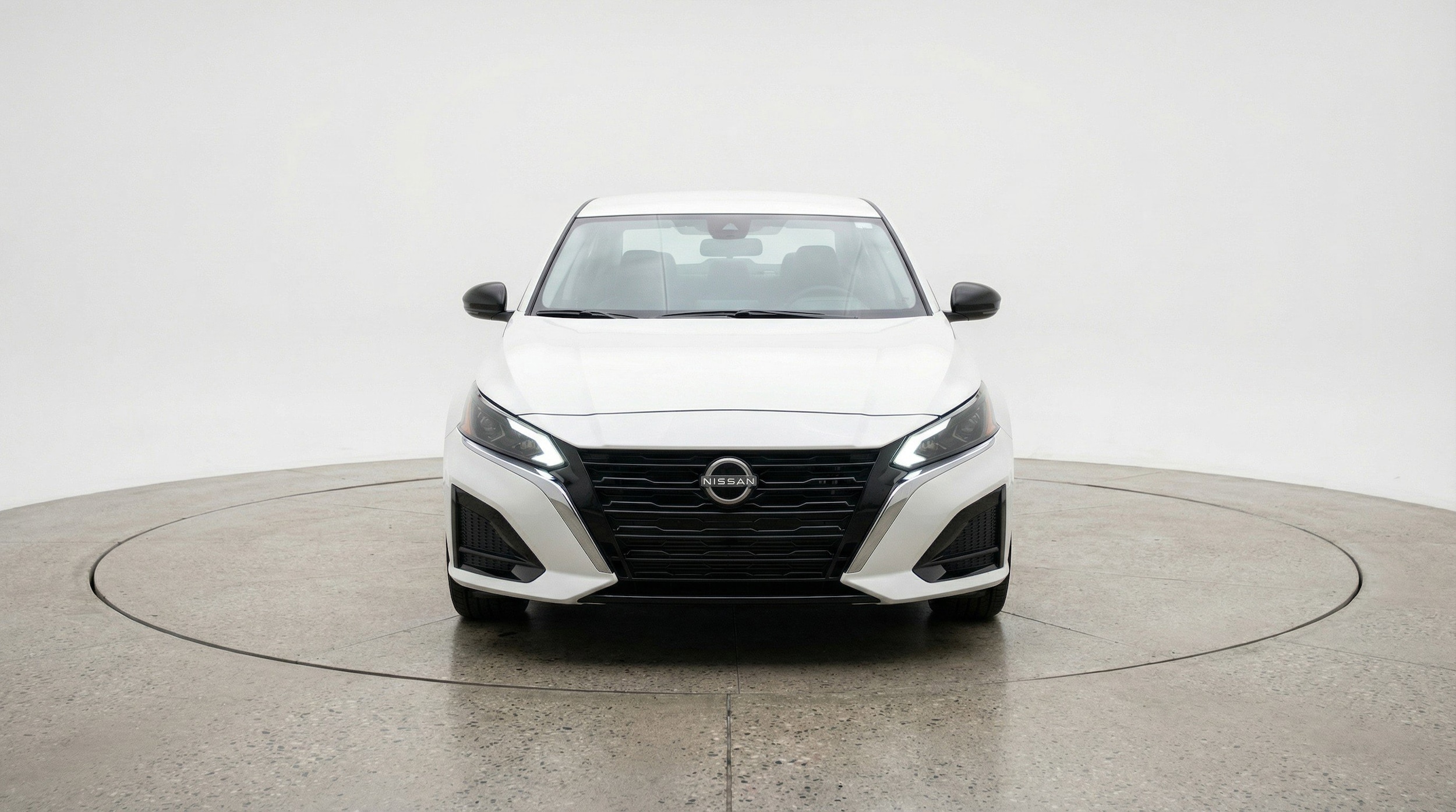 Thumbnail: 2025 Nissan Altima - 2
