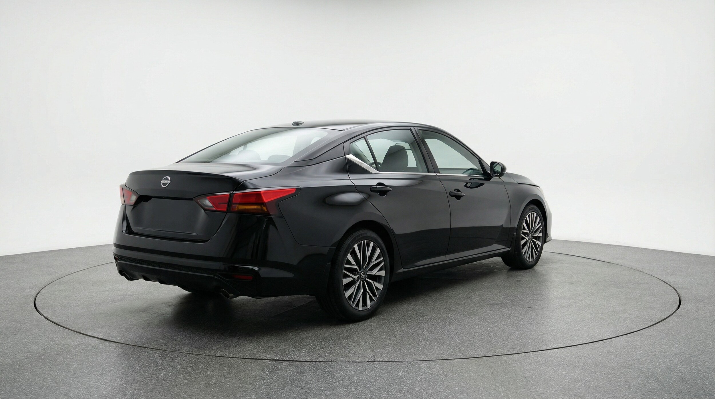 Thumbnail: 2025 Nissan Altima - 7