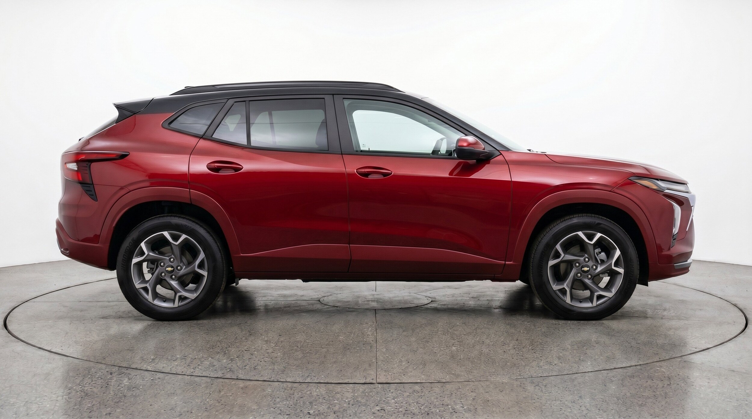 Thumbnail: 2025 Chevrolet Trax - 11