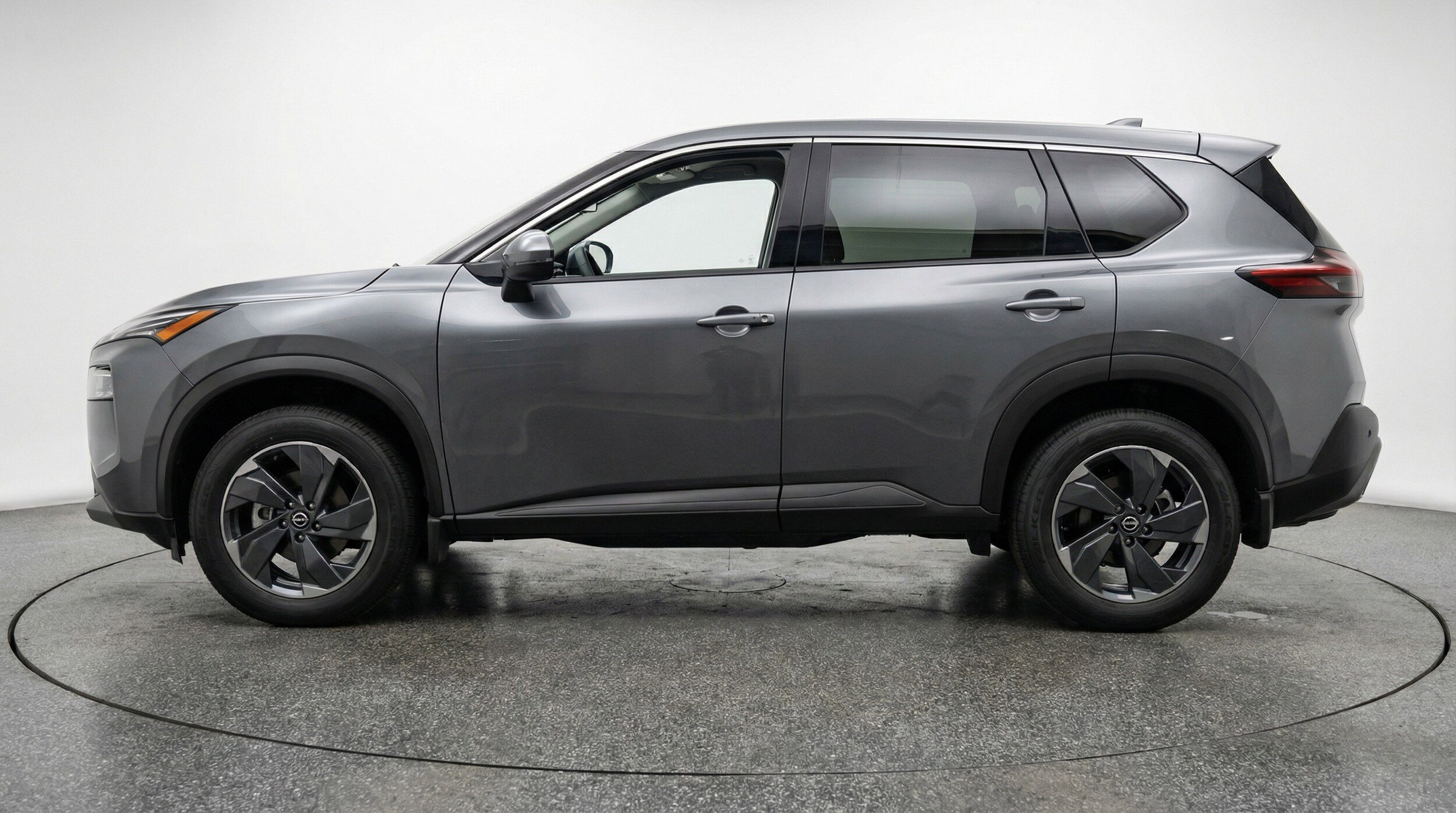 Thumbnail: 2025 Nissan Rogue - 5