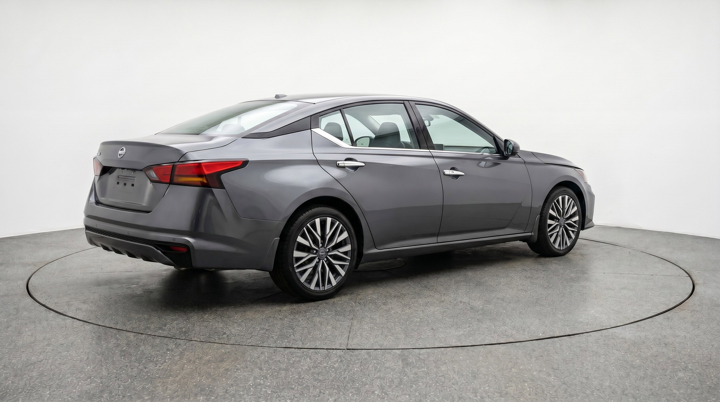 Thumbnail: 2025 Nissan Altima - 9
